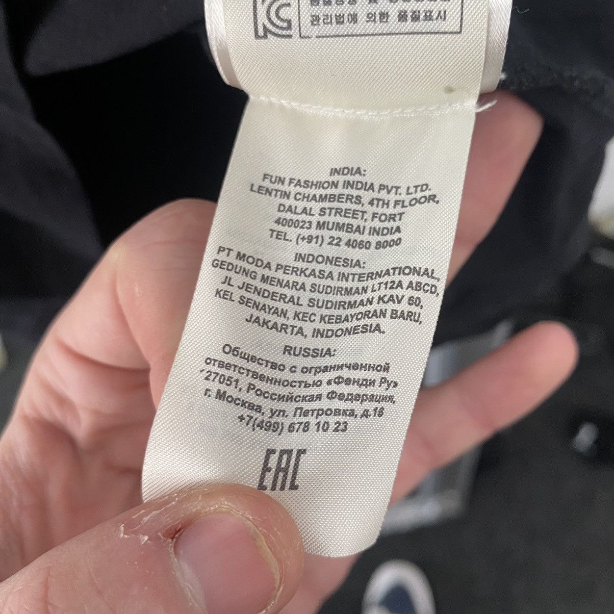 Fendi Fendi T-Shirt Size US L / EU 52-54 / 3 - 11 Thumbnail