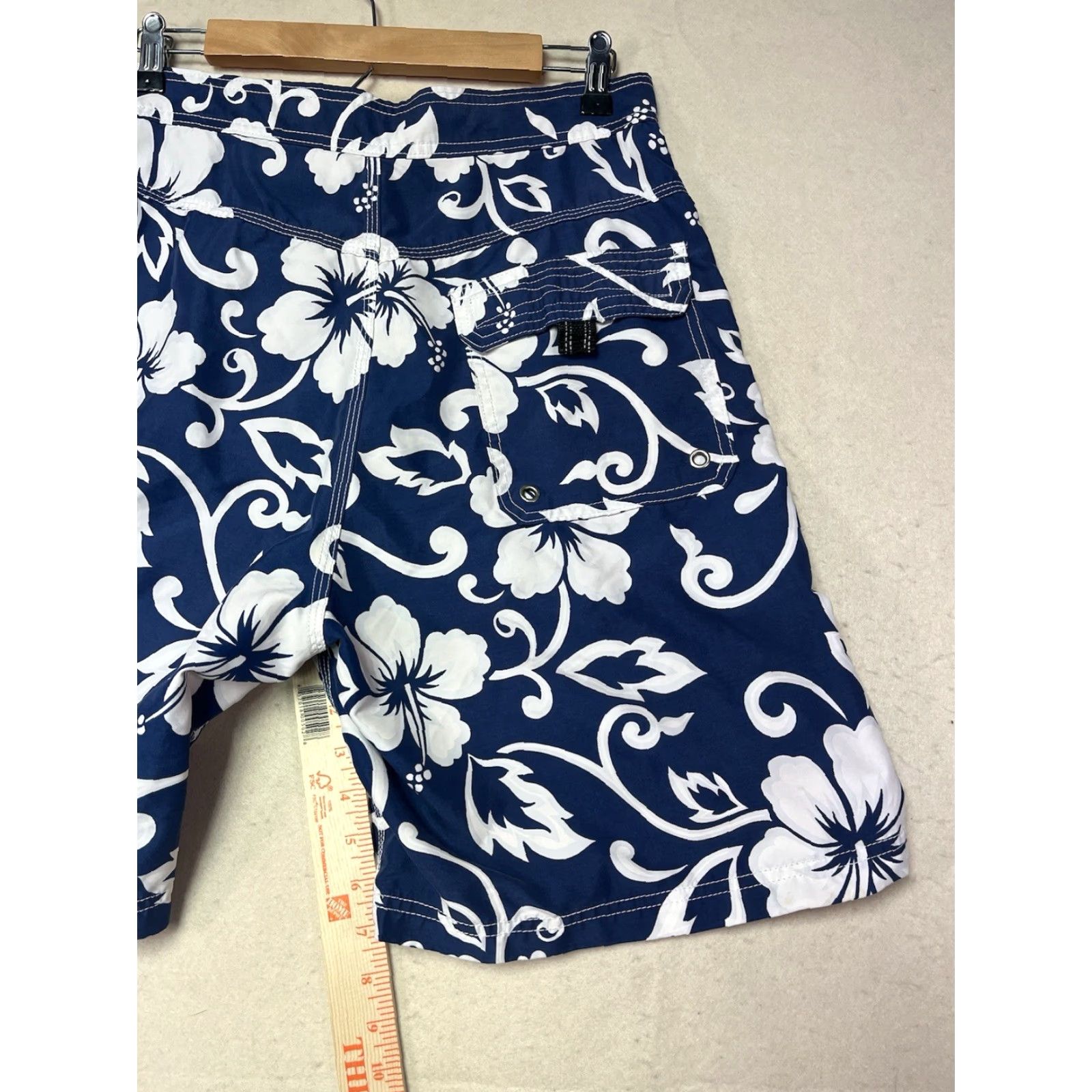Gotcha Gotcha Board Shorts Men 32 Navy White 100% Polyester Tropical Floral Drawstring Pockets Beach Surfing Size US 32 / EU 48 - 5 Thumbnail