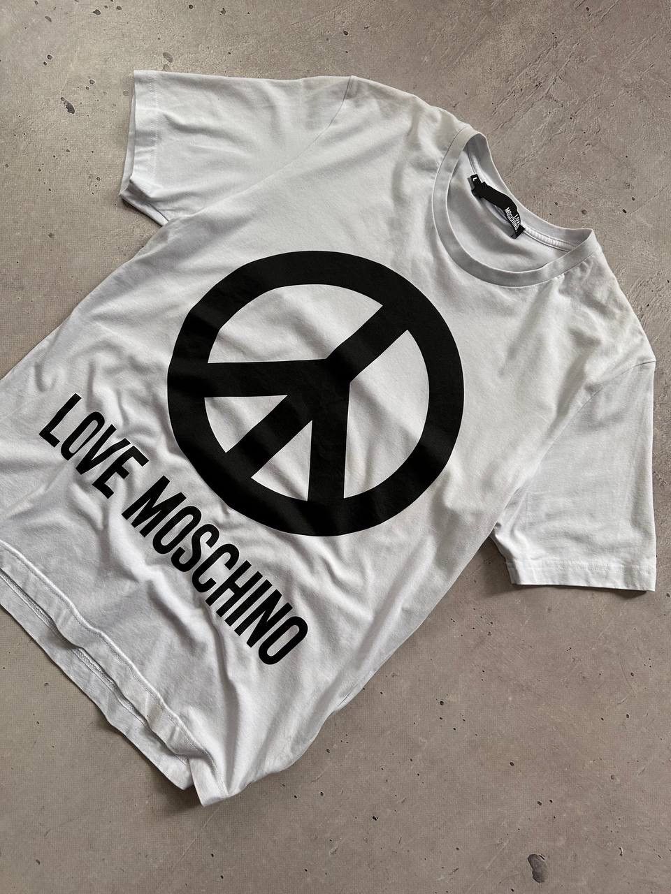 Other Love Moschino Big Logo Tee Y2K Style Size US L / EU 52-54 / 3 - 2 Thumbnail