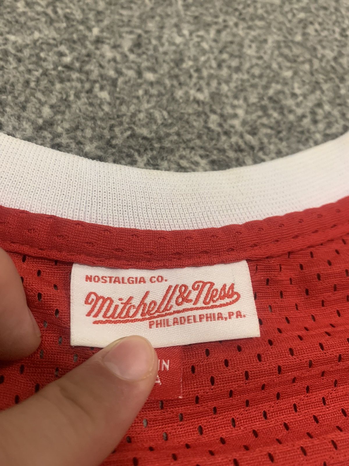 Mitchell & Ness Mitchell and Ness 1996 Chicago Bulls Jordan Jersey Size US M / EU 48-50 / 2 - 8 Thumbnail