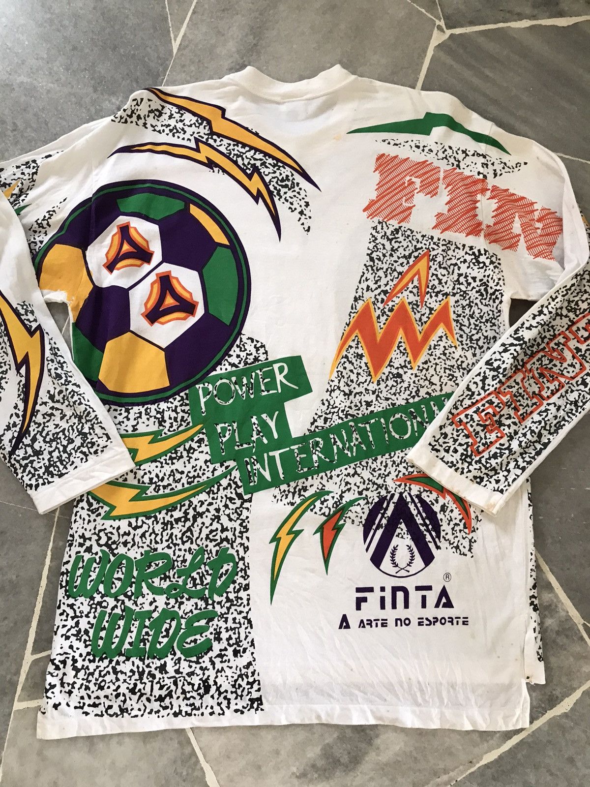 Vintage Vintage Finta World wide Brazil T-Shirt Size US L / EU 52-54 / 3 - 6 Thumbnail