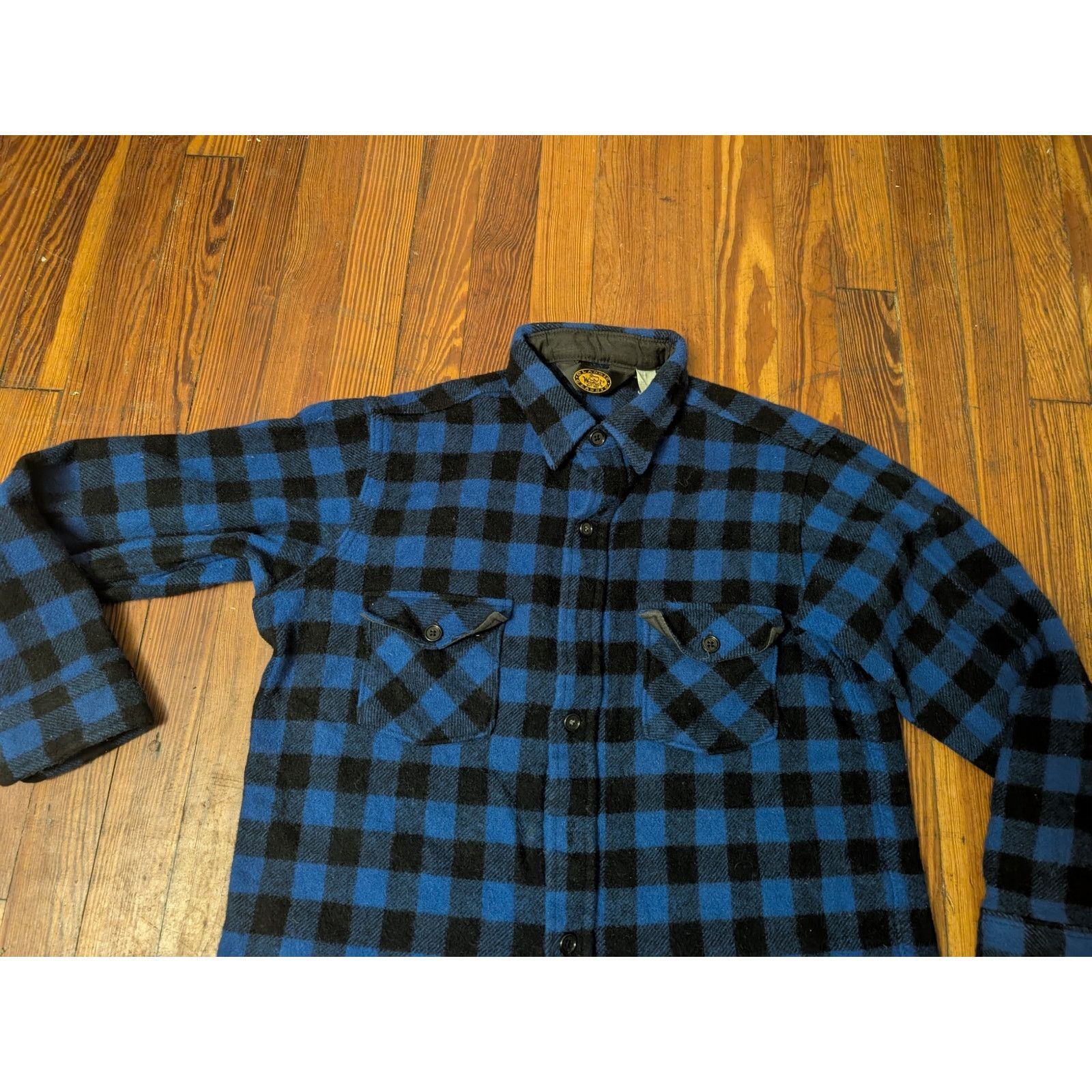 Woolrich Woolen Mills Woolrich VTG Mens Blue Plaid Wool Shirt Size Large. Size US L / EU 52-54 / 3 - 4 Thumbnail