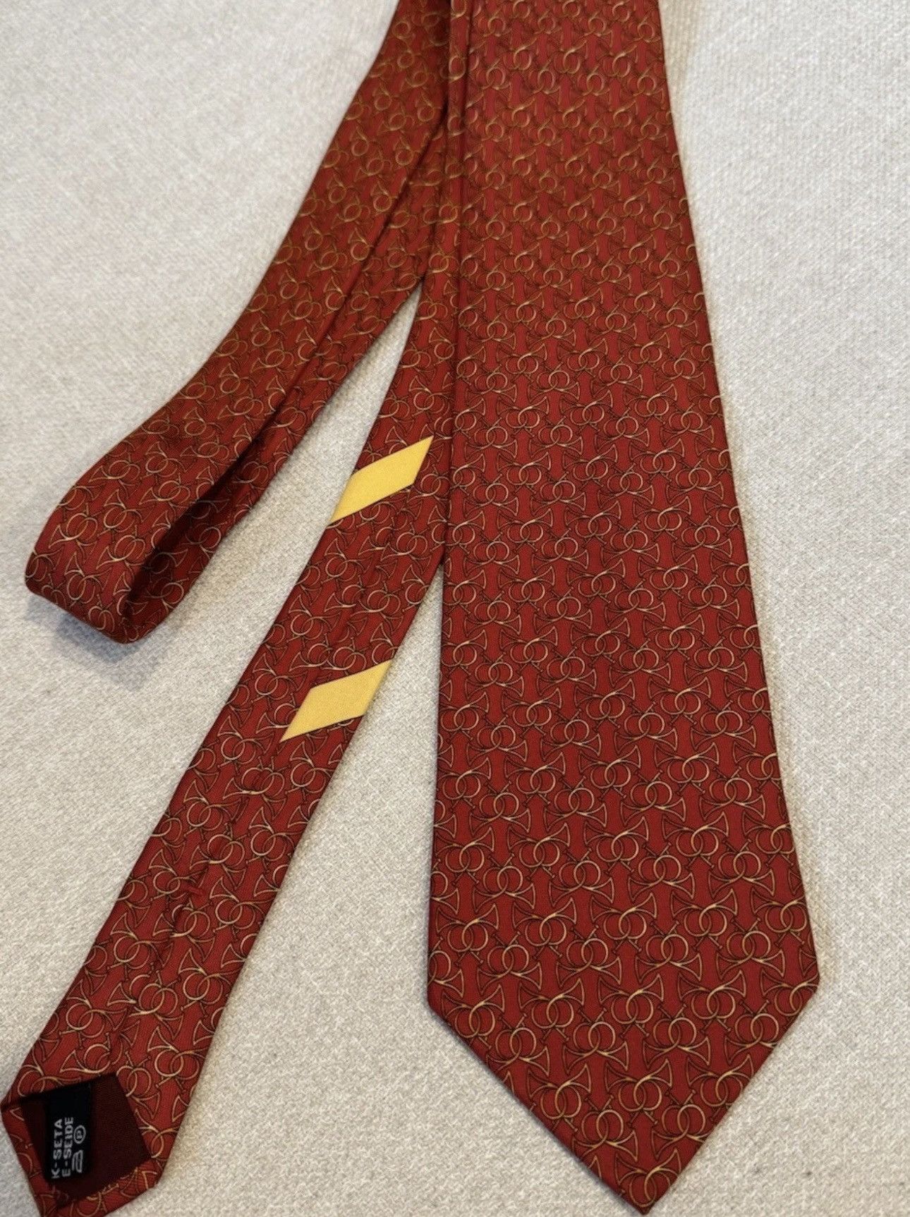 Salvatore Ferragamo Salvatore Ferragamo Neck Tie Red/Gold French Horns 100% Silk Size ONE SIZE - 2 Thumbnail