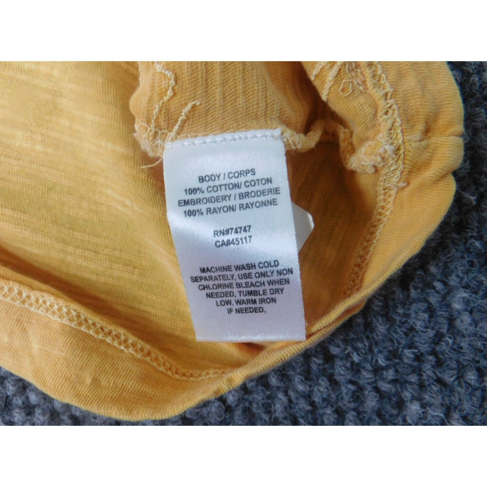 Vintage Natural Reflections Blouse Womens Medium yellow Floral Crew Neck Short Sleeve Pullover Casual Polyester Down Regular M Girls? Size M / US 6-8 / IT 42-44 - 6 Thumbnail