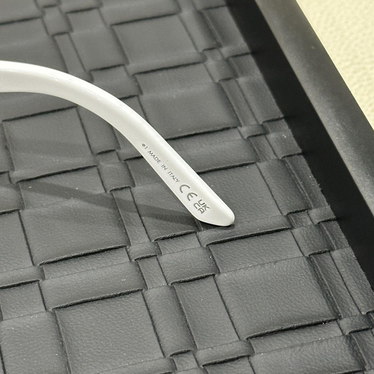 Dior DIOR DIORPACIFIC S3I 50B0 SUNGLASSES Size ONE SIZE - 7 Thumbnail
