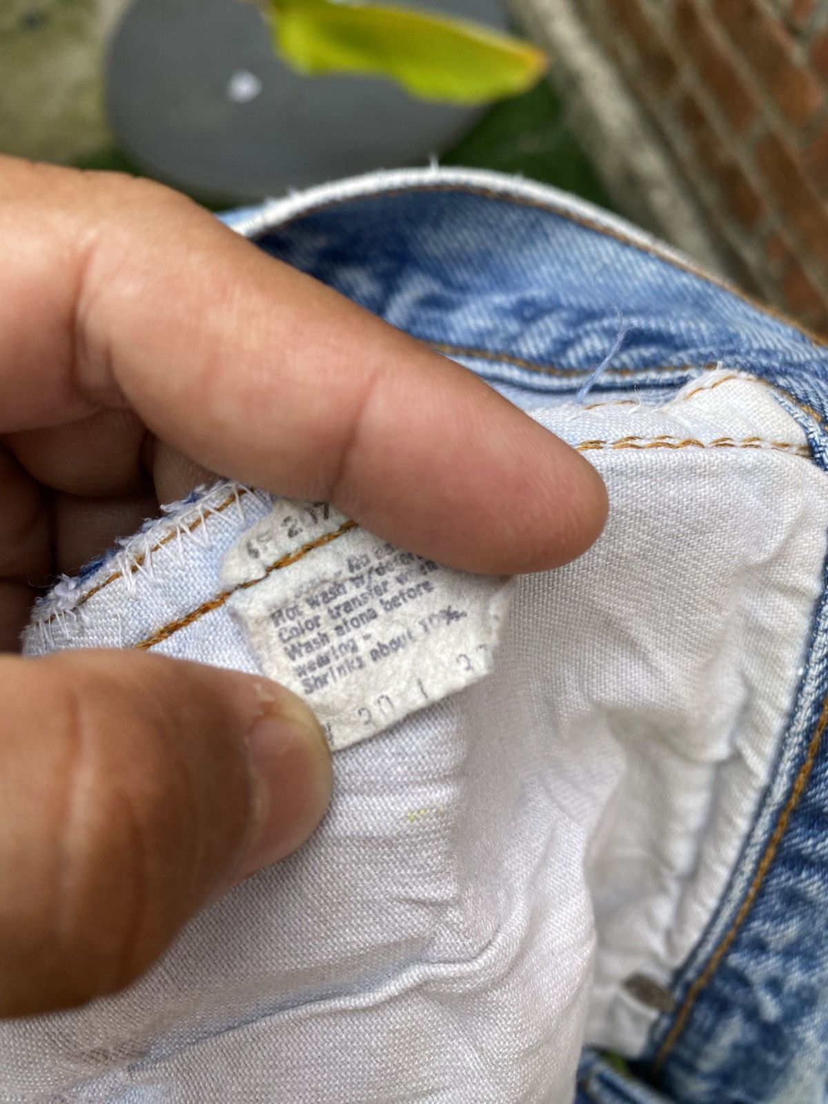 Levi's Vintage Clothing W29x28 Vintage levi's 501 distressed ripped redline #524 Size US 29 - 10 Thumbnail