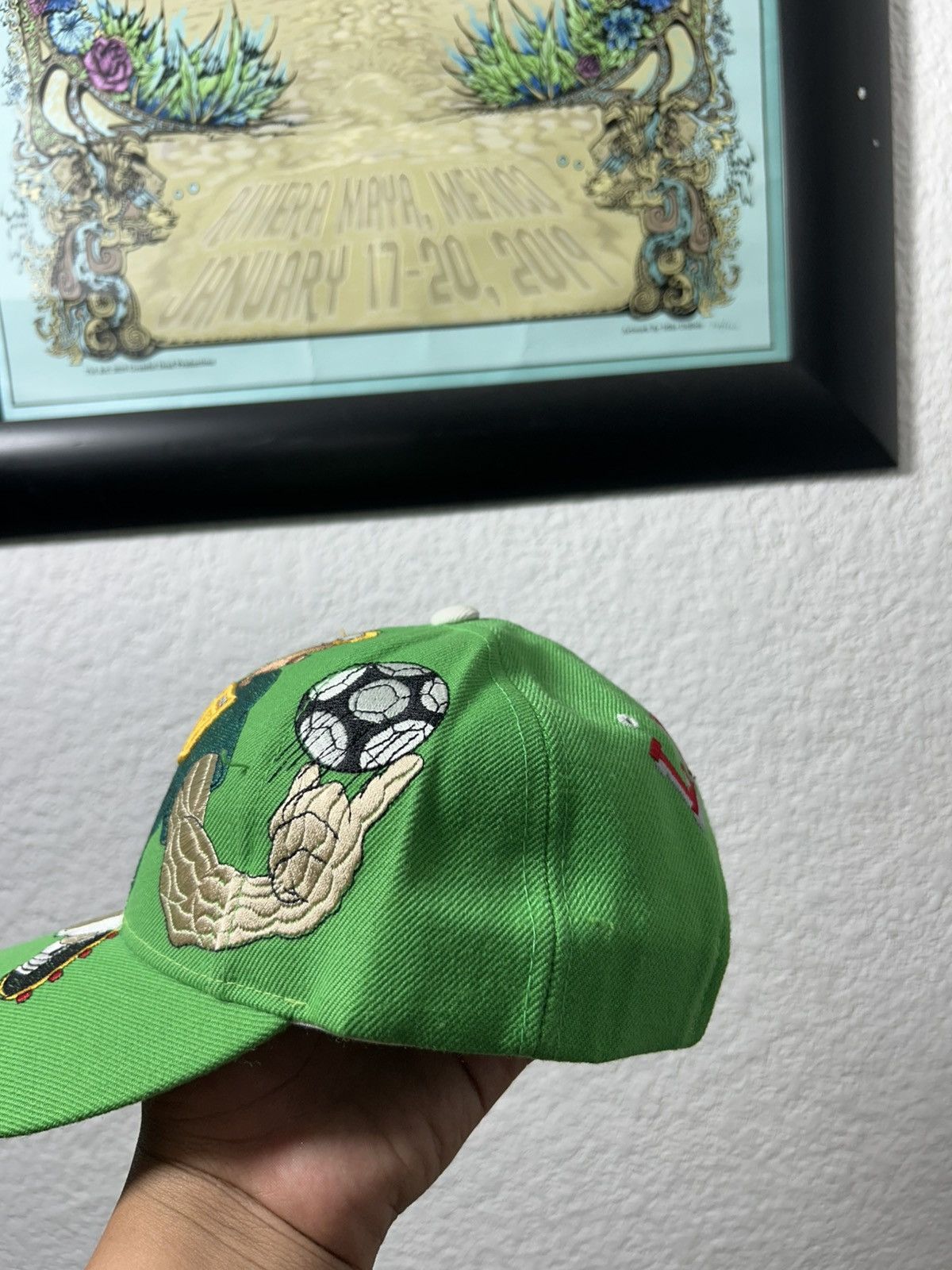 Mexicana × Vintage León FC Big Print Hat Mexican Soccer Bootleg 90s Size ONE SIZE - 4 Thumbnail