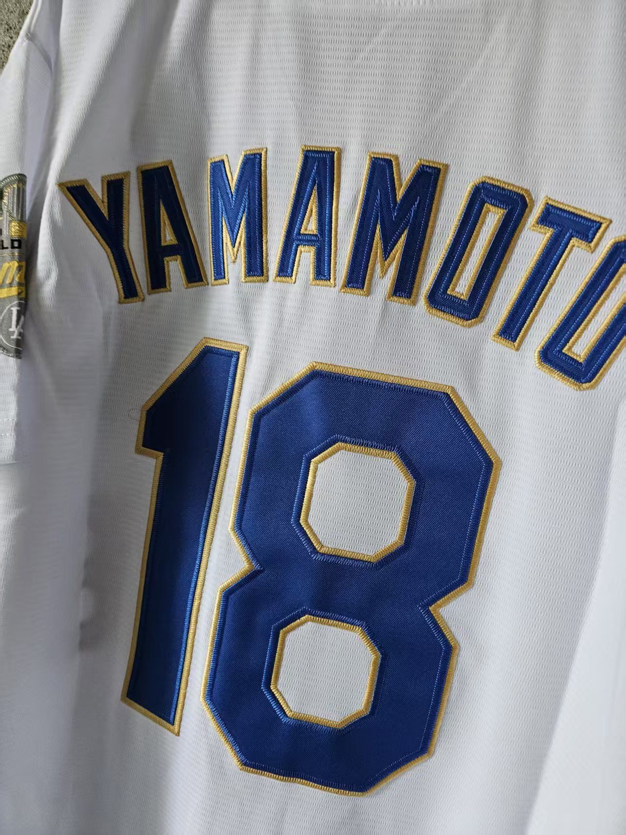MLB 2026 Los Angeles Dodgers 18 Yoshinobu Yamamoto Jersey Size US M / EU 48-50 / 2 - 5 Thumbnail