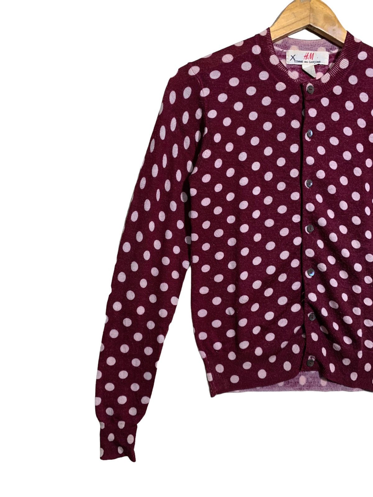 Comme des Garcons × H&M 🔥H&M X CdG POLKADOTS KNIT CARDIGANS Size XS / US 0-2 / IT 36-38 - 2 Thumbnail