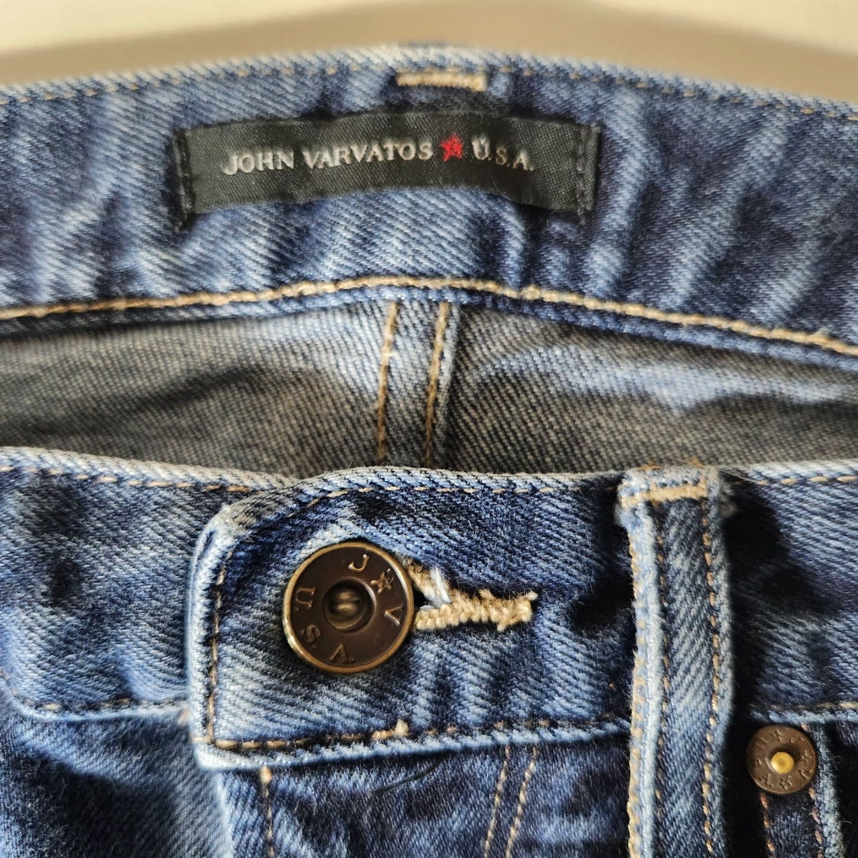 John Varvatos VINTAGE John Varvatos Mens Bowery Slim Straight Jeans-Size 29 Regular 29 Dark Denim Mens Size US 29 - 5 Thumbnail