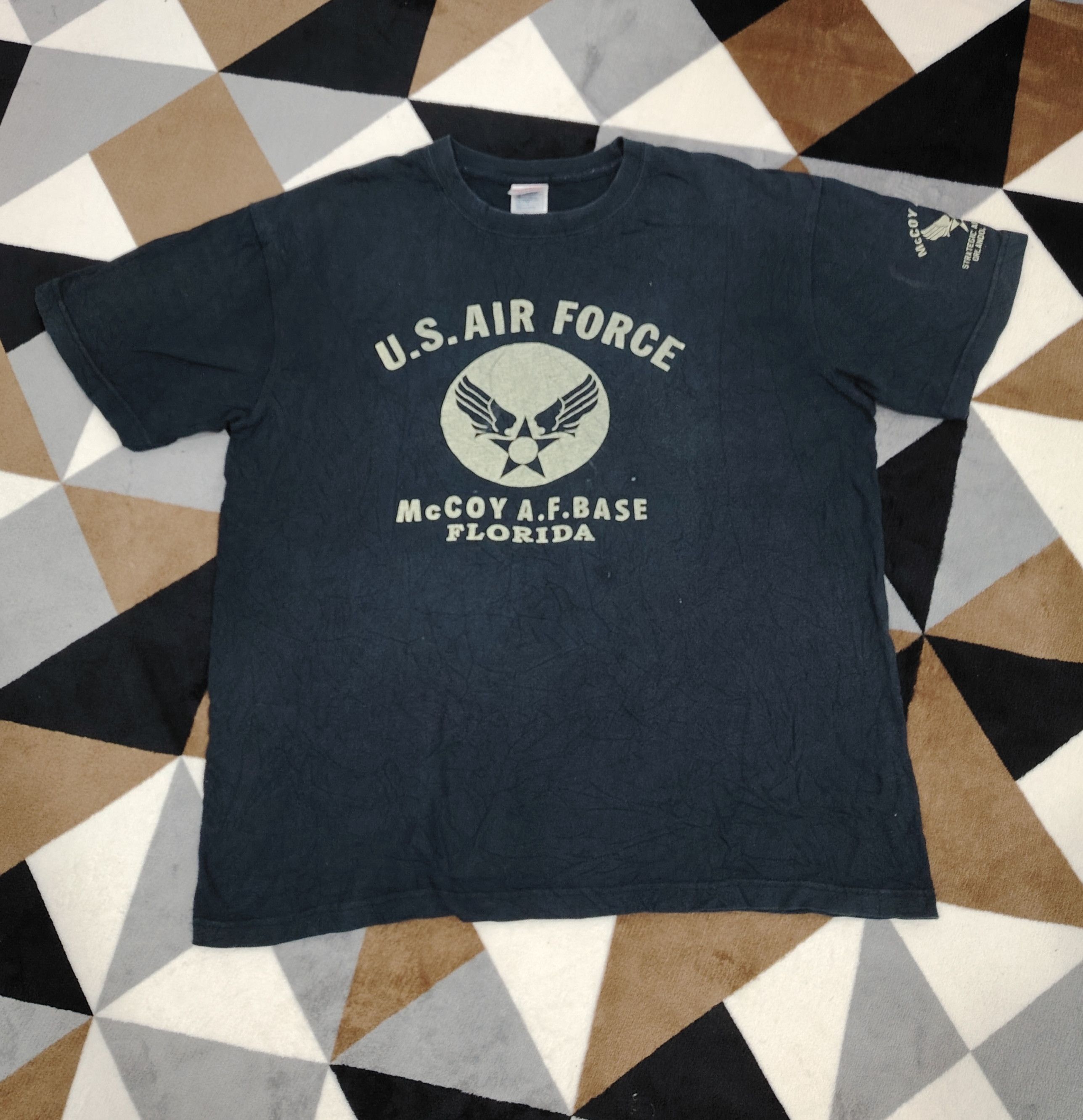 Vintage Vintage US Air Force Mc Coy A.F. Base 0.2oz T-Shirt Size US XL / EU 56 / 4 - 1 Thumbnail