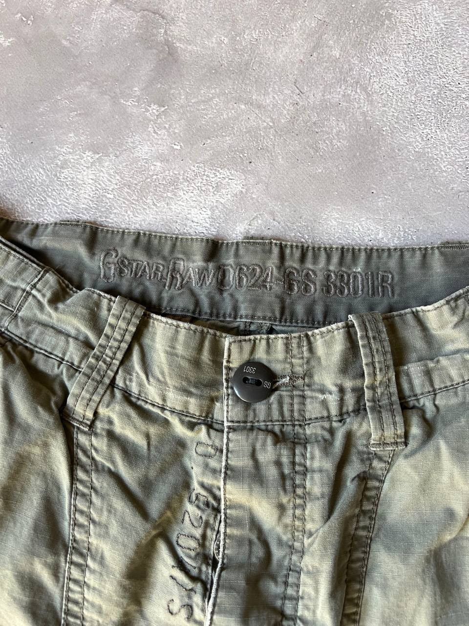 G-Star × Vintage Vintage G-Star Raw Cargo Short Size US 33 - 3 Thumbnail