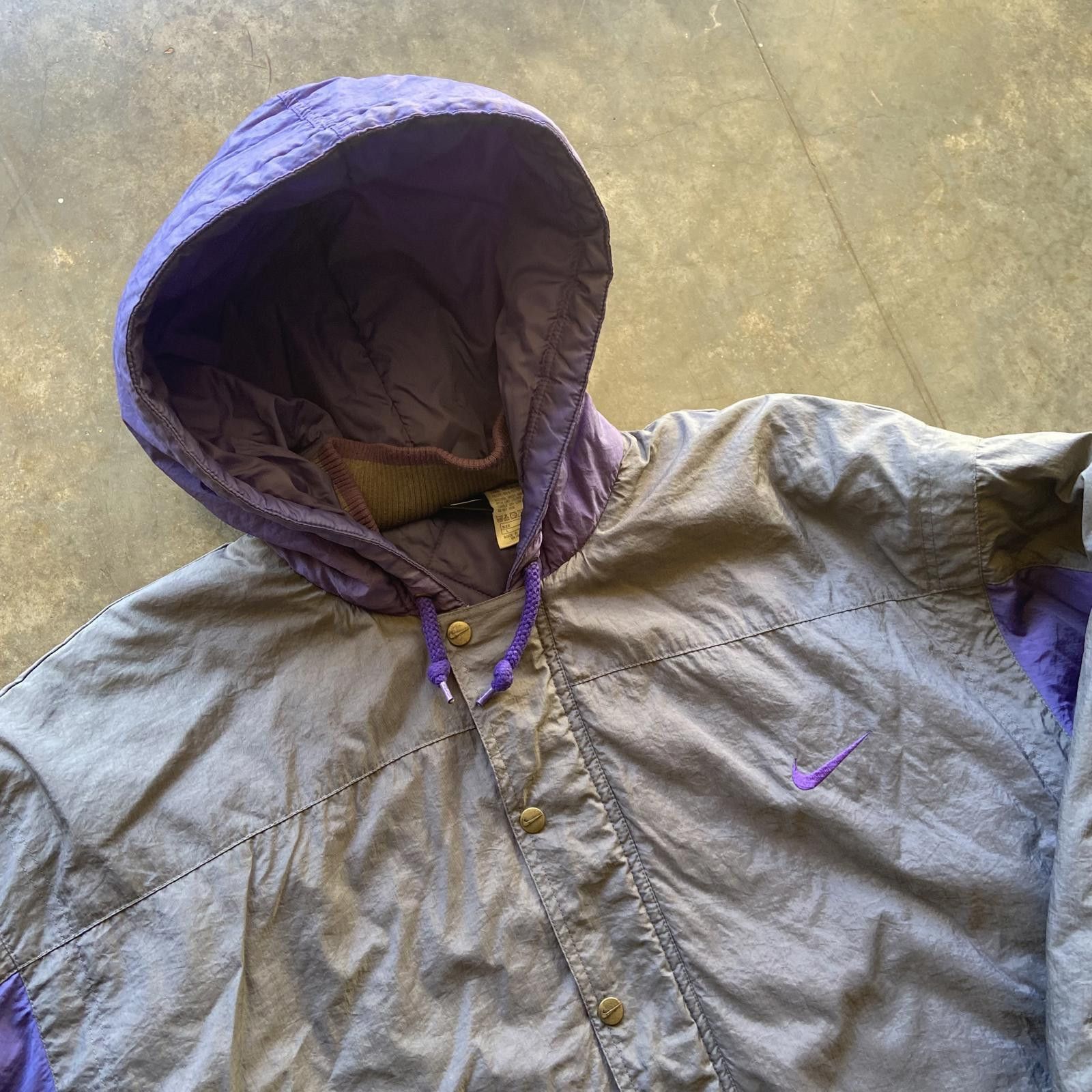 Nike × Vintage Vintage 90s Boxy Nike Zip Up Winter Coat Size XL Rare Size US XL / EU 56 / 4 - 2 Thumbnail