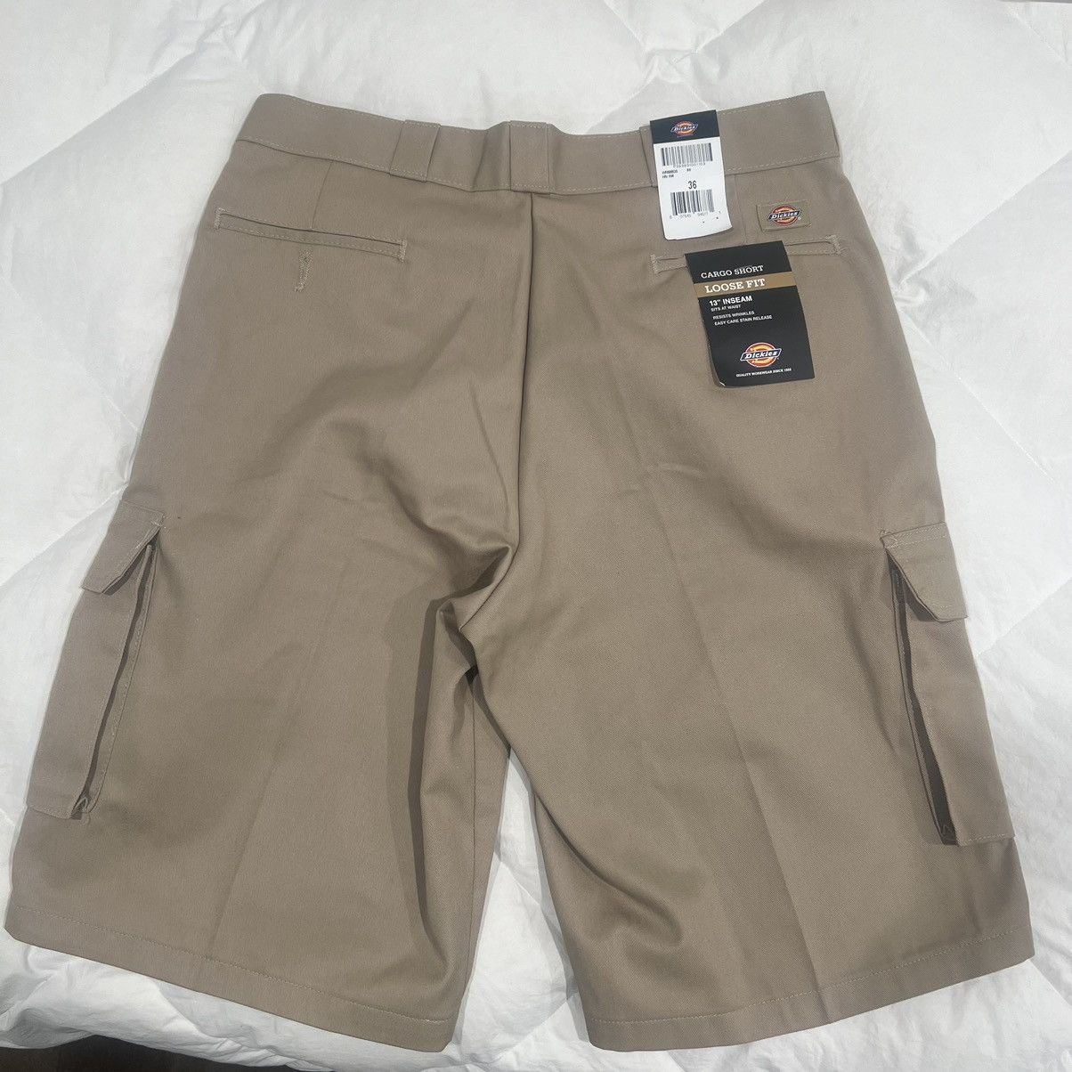 Dickies Dickies Cargo Shorts (Loose Fit) Size US 36 / EU 52 - 1 Thumbnail