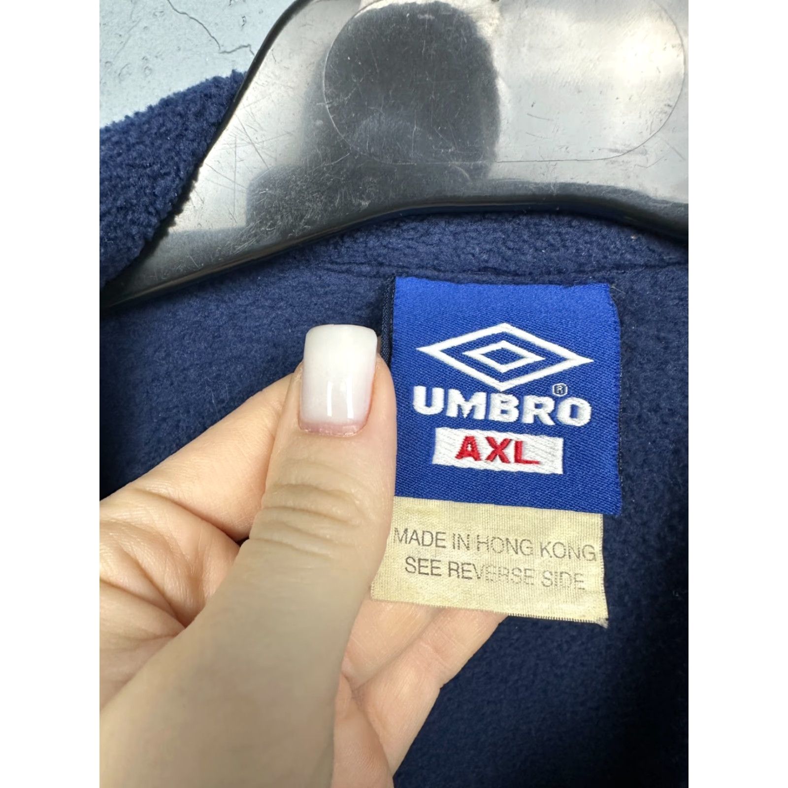 Umbro Umbro 90s Vintage Center Logo Fleece Jacket XL Mens Blue Size US XL / EU 56 / 4 - 5 Thumbnail