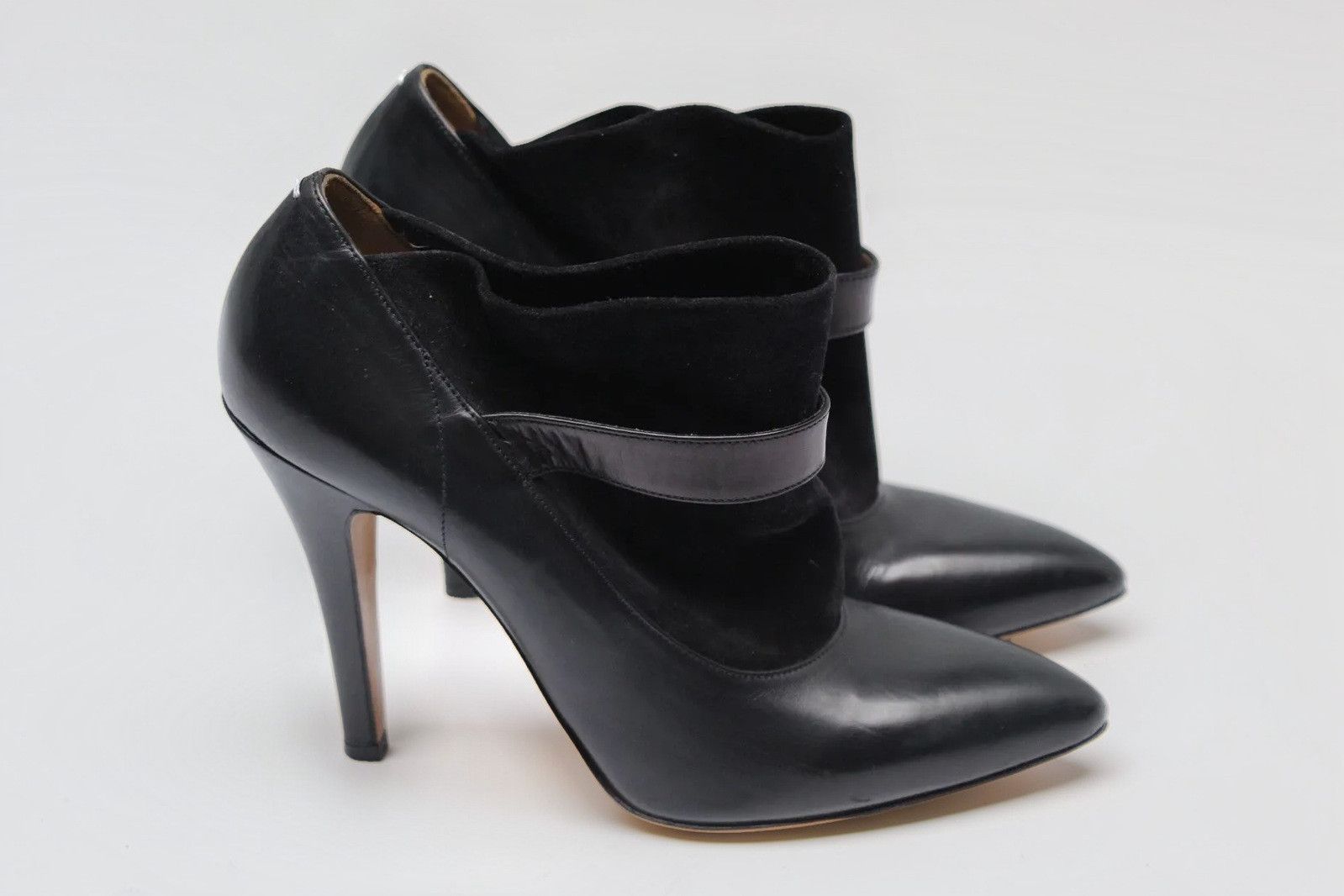 Maison Margiela Margiela Black Leather and Suede Ankle Boots (Size EU 40.5) Size US 10.5 / IT 40.5 - 2 Thumbnail