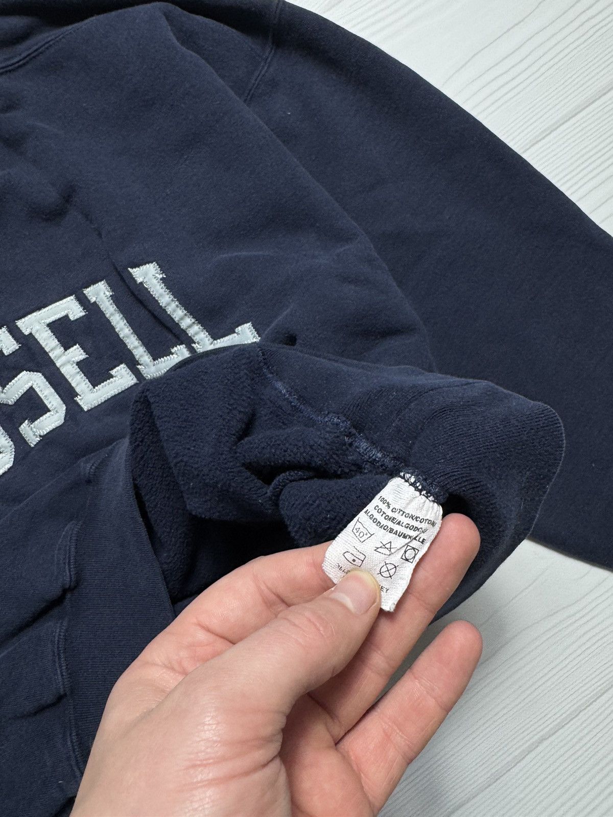 Russell Athletic × Vintage Vintage 90s Russell Athletic Sweatshirt Size US L / EU 52-54 / 3 - 6 Thumbnail