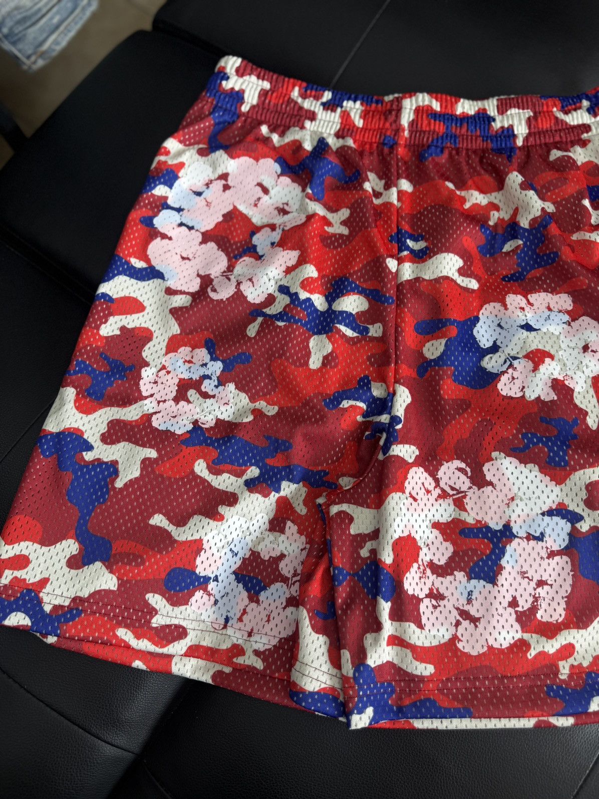 DENIM TEARS Denim Tears Mesh Summer Shorts Red Camo Size Medium (NEW) Size US 31 - 4 Thumbnail