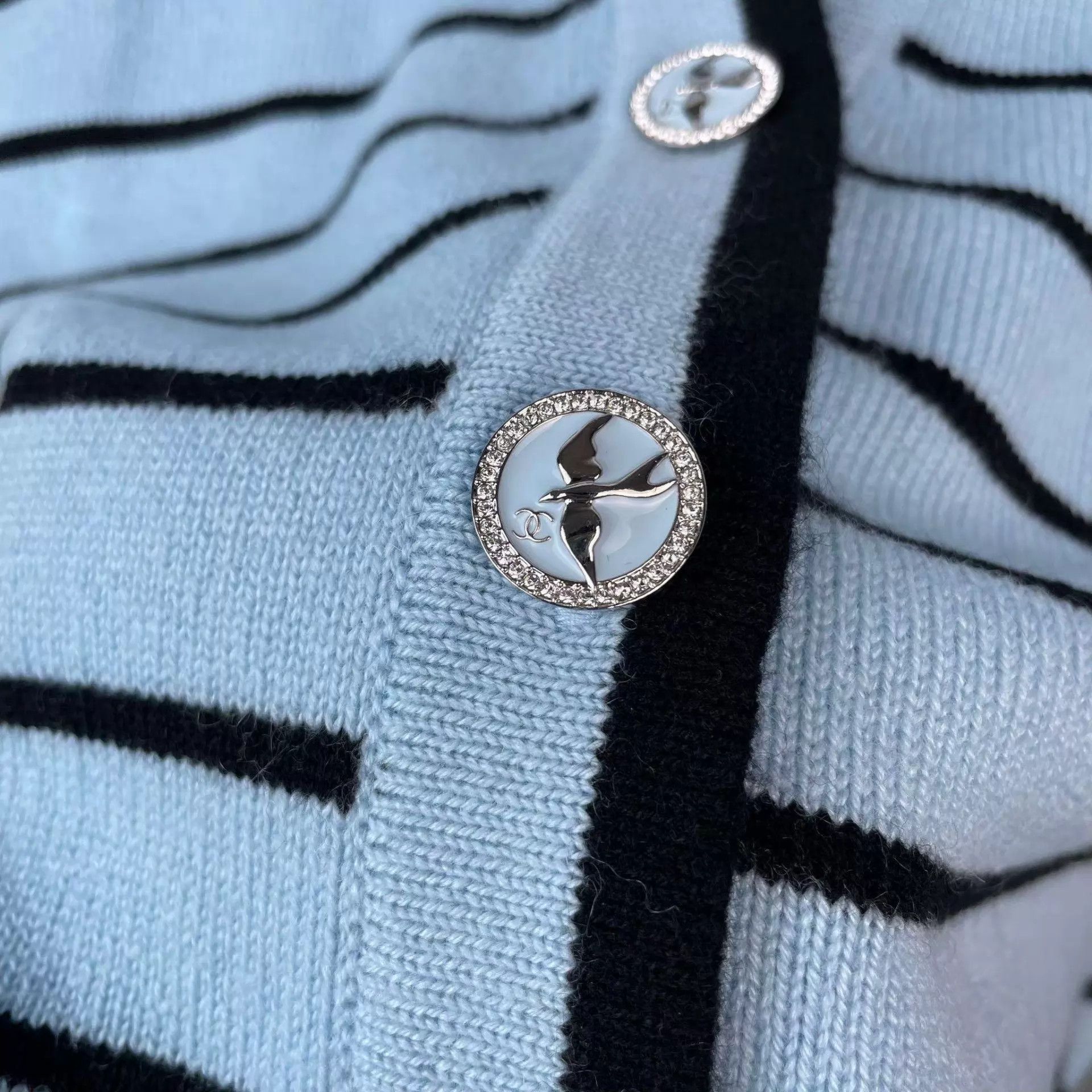 Chanel CHANEL Women's Cashmere Blue Striped Cardigan 38 Size S / US 4 / IT 40 - 6 Thumbnail