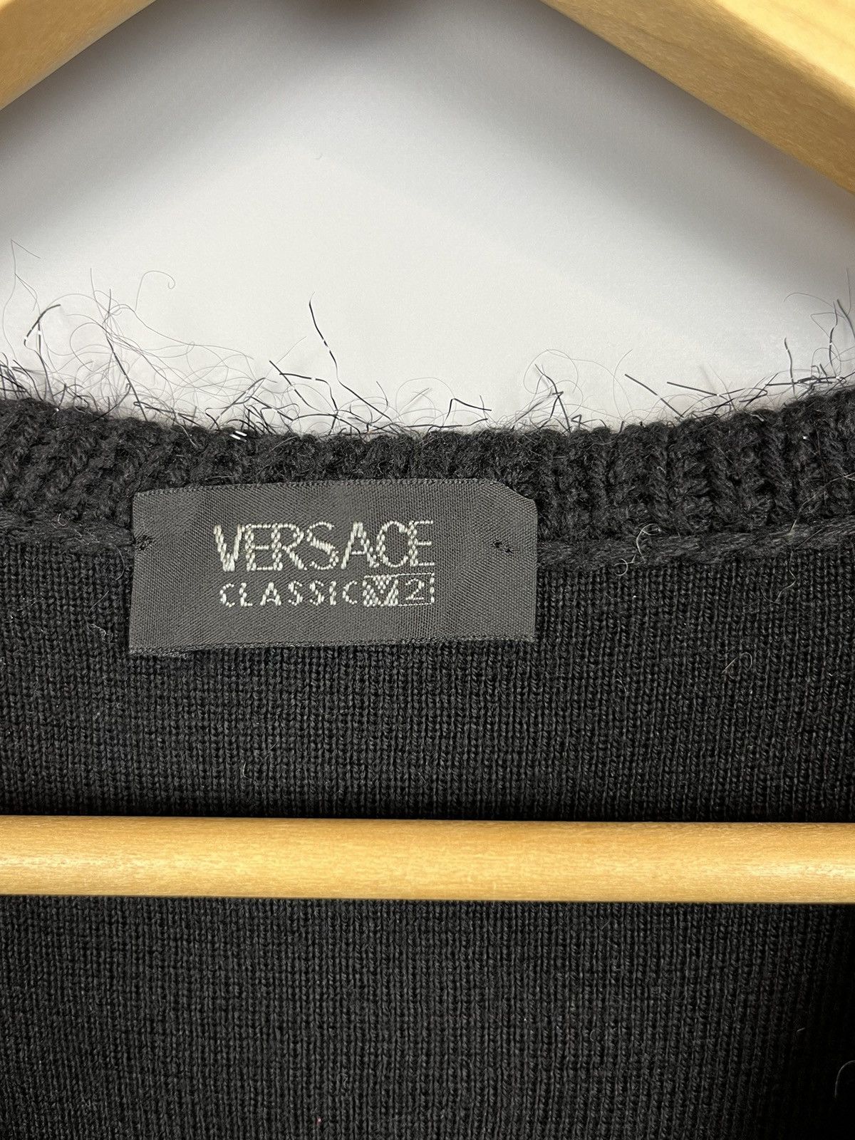 Versace Versace V2 vintage wool sweater button up Size M / US 6-8 / IT 42-44 - 3 Thumbnail