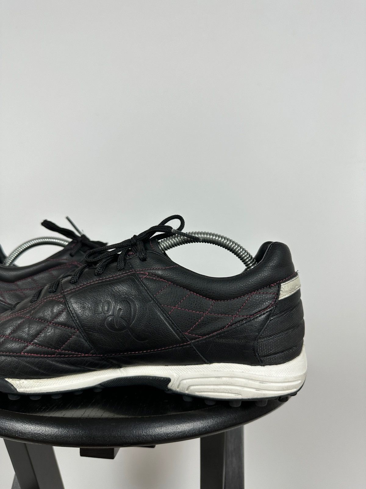 Nike 2008 Nike Tiempo R10 Ronaldinho Leather Football Shoes Size US 10 / EU 43 - 19 Thumbnail