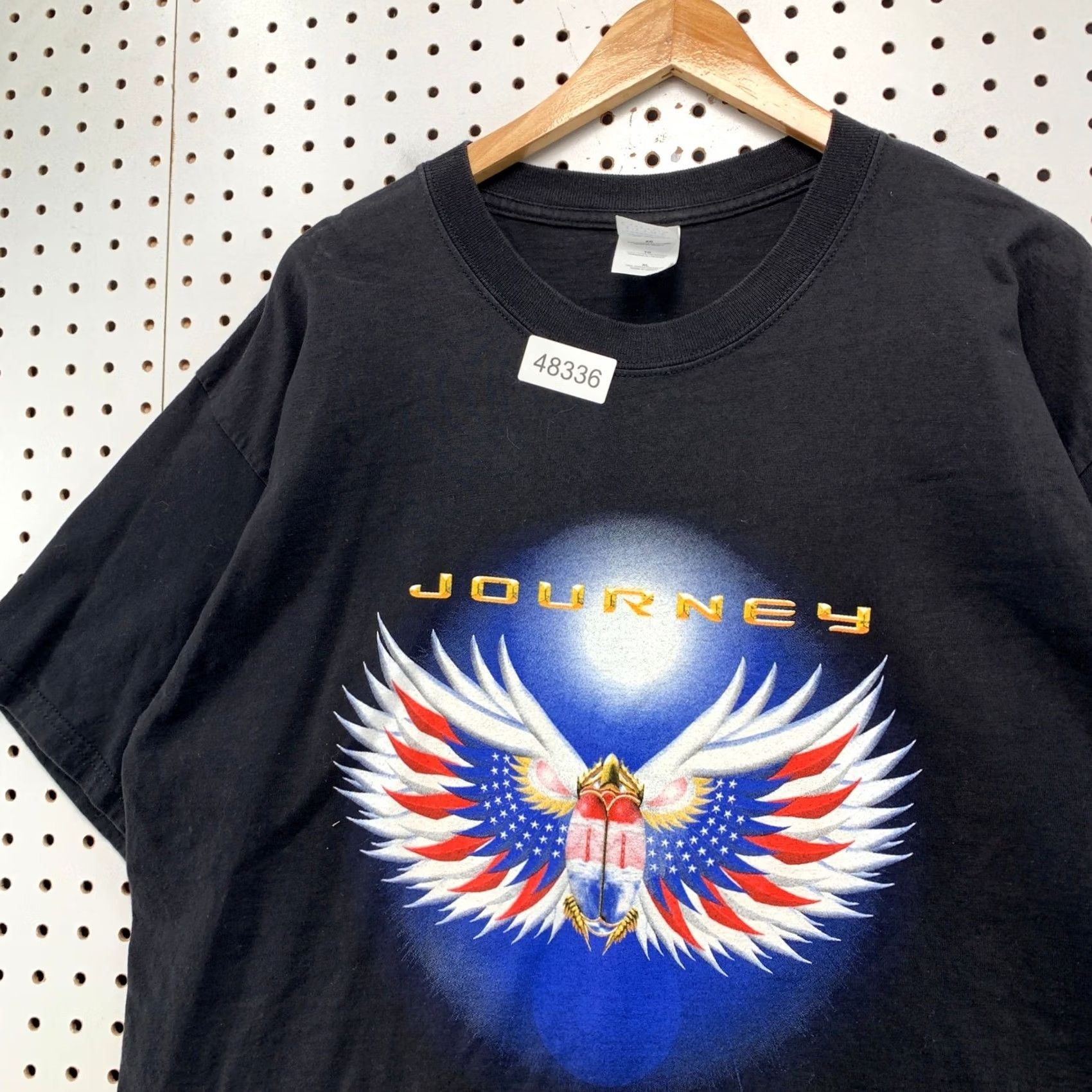 Gildan VINTAGE Journey Summer Tour 03 Band T-Shirt Mens XL Black Winged Scarab Graphic Mens XL Black Battle-ready Graphic Print Tour Cities Back Size US XL / EU 56 / 4 - 4 Thumbnail