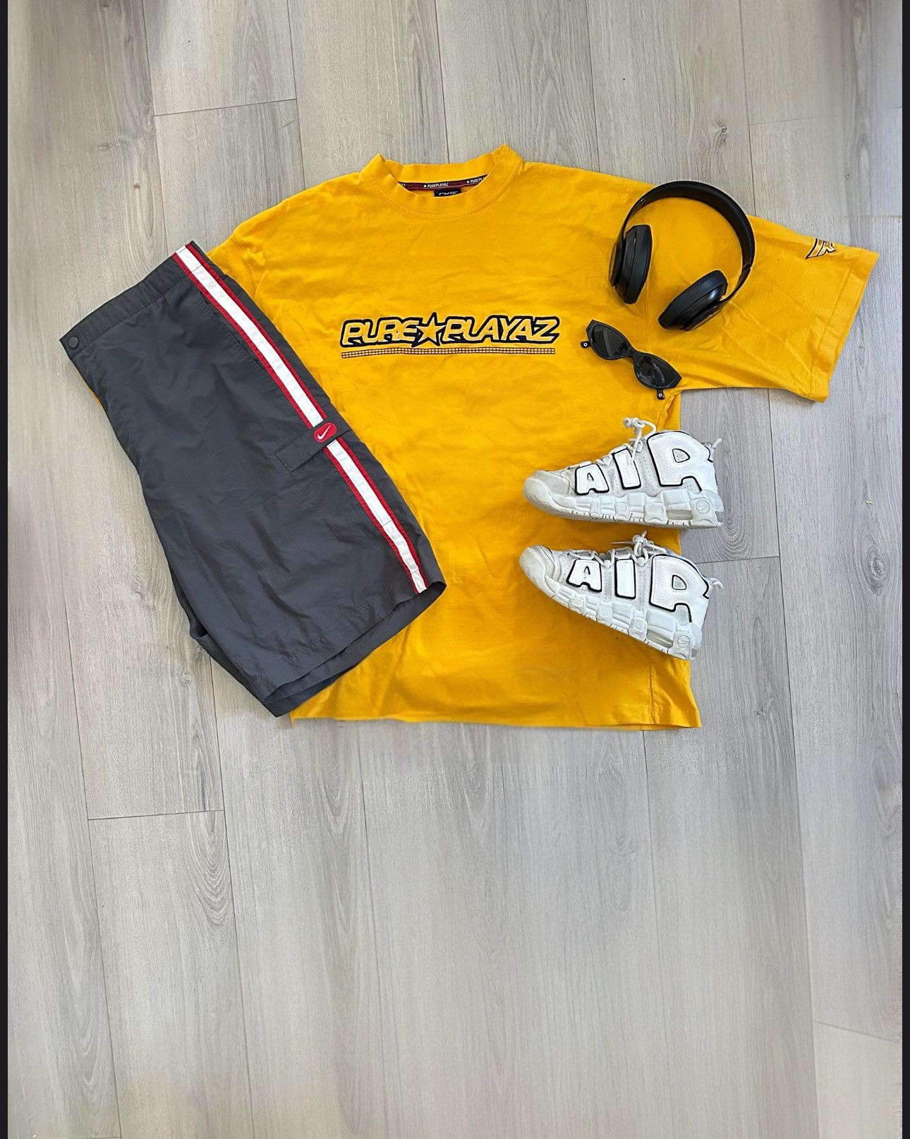 Vintage Vintage Y2K Pure Playaz Baggy Hip Hop Yellow Tee Size US XL / EU 56 / 4 - 1 Thumbnail