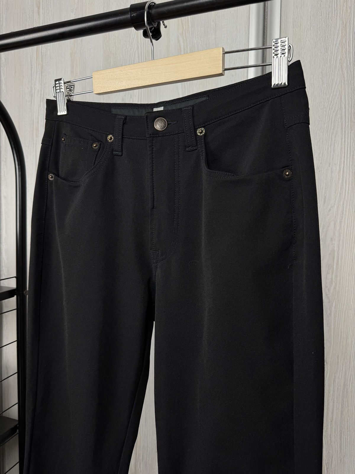 Marithe + Francois Girbaud Marithe Francois Girbaud black nylon stretch pants Size 27" / US 4 / IT 40 - 3 Thumbnail
