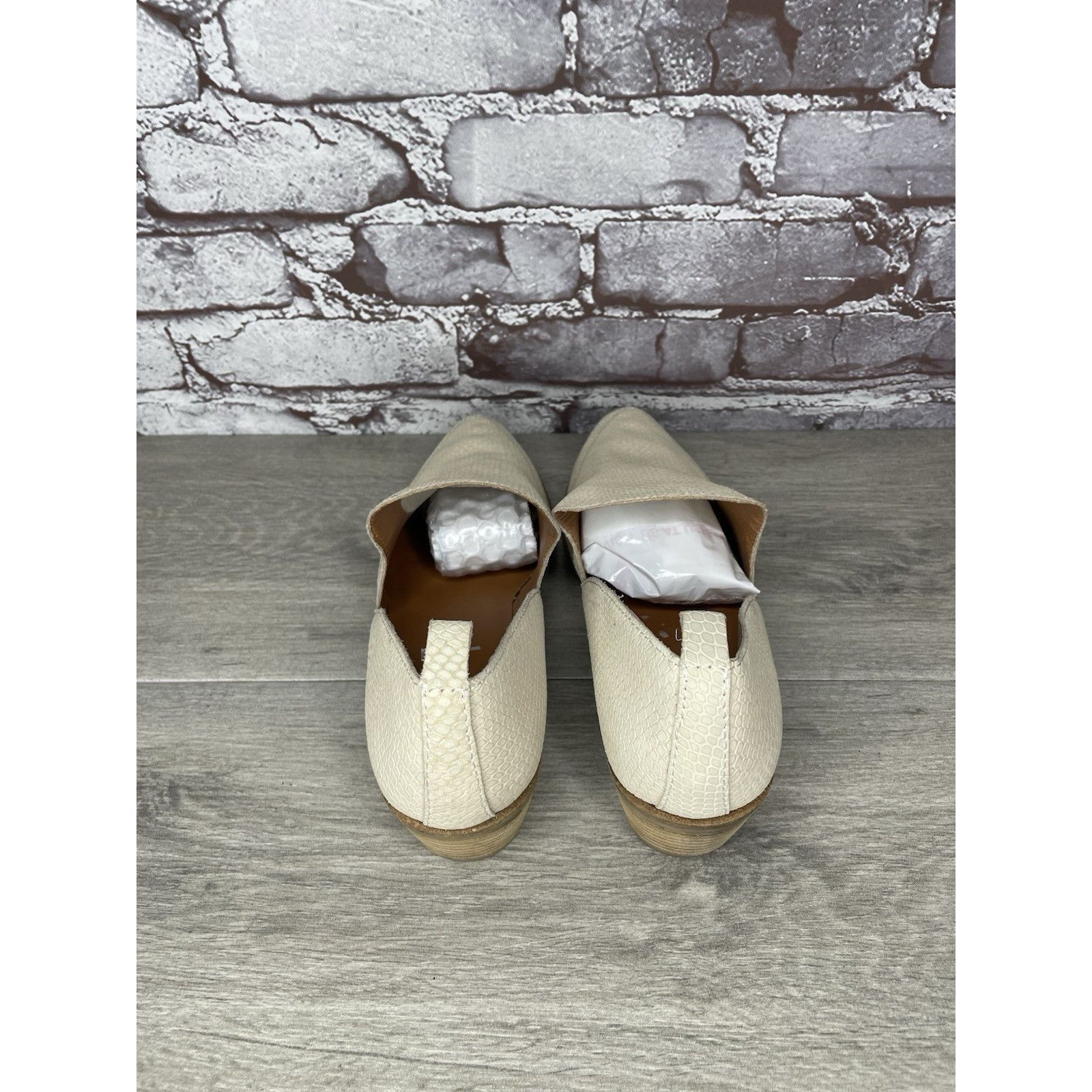 Lucky Brand Lucky Brand Mahzan Ivory Leather Lizard Print Loafer Heel Sh Size US 9.5 / IT 39.5 - 5 Thumbnail