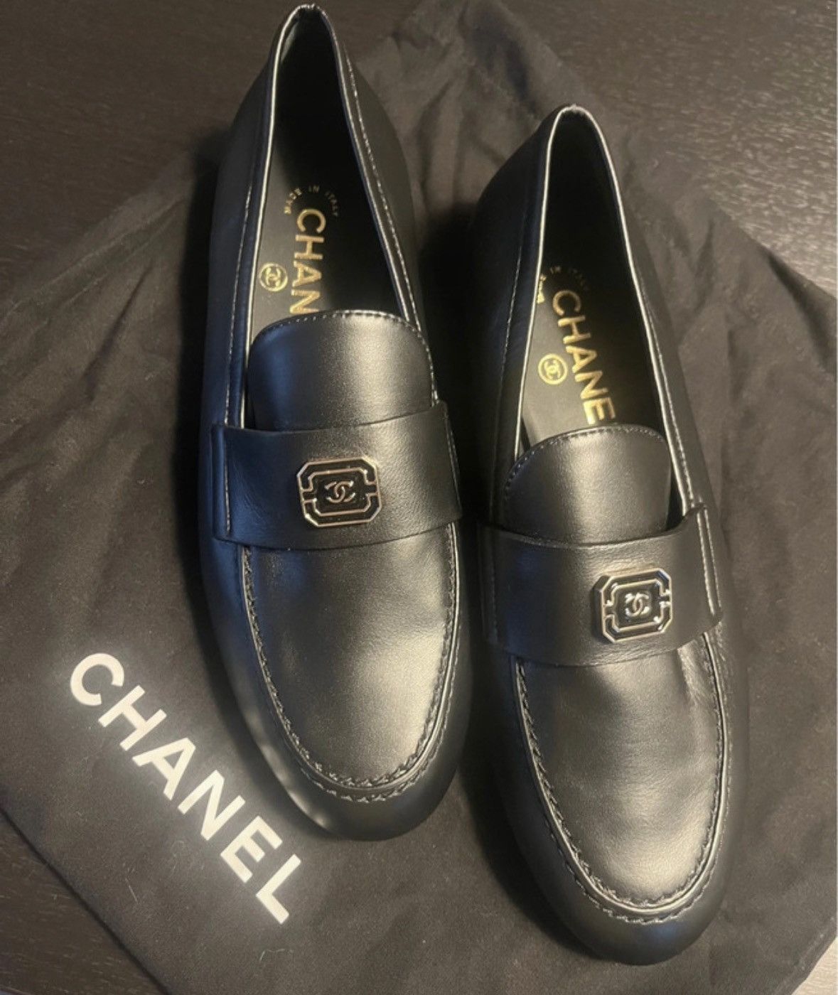 Chanel Chanel Loafers – Black Quilted Leather – Size EU 38 / US 7.5 Size US 7 / IT 37 - 6 Thumbnail