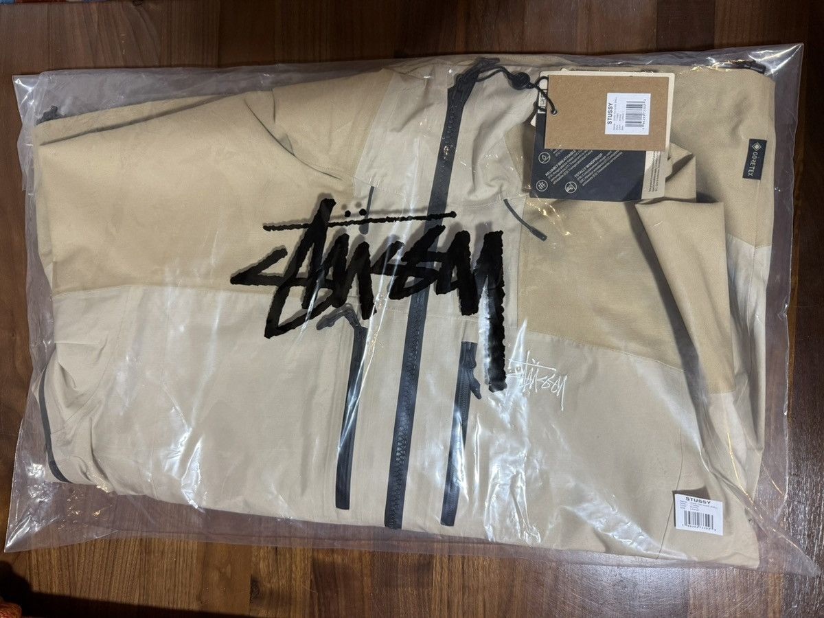 Goretex × Stussy Stussy STÜSSY GORE-TEX® GUIDE SHELL Khaki Size Large Jacket Size US L / EU 52-54 / 3 - 8 Thumbnail
