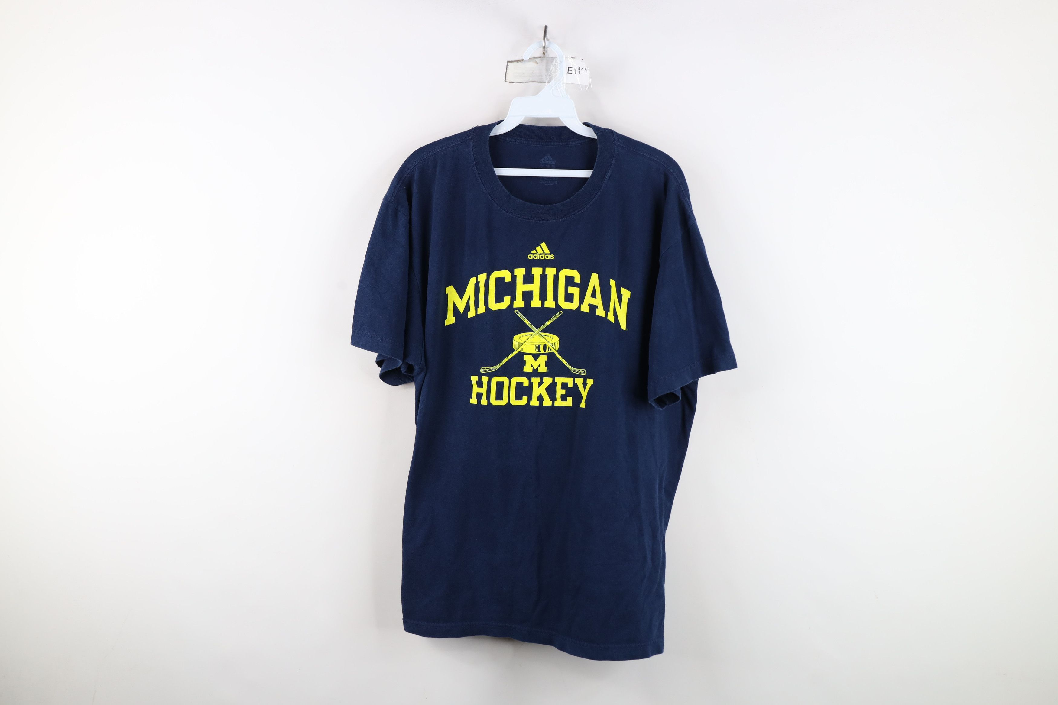 Adidas Vintage Y2K Adidas University of Michigan Hockey T-Shirt Size US XL / EU 56 / 4 - 1 Thumbnail