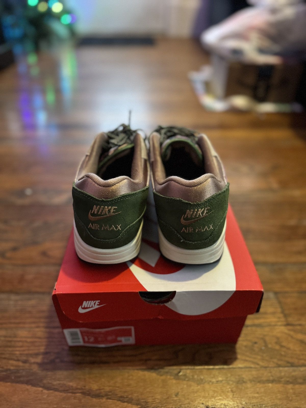 Nike NIKE AIR MAX 1 NH Size US 12 / EU 45 - 19 Thumbnail