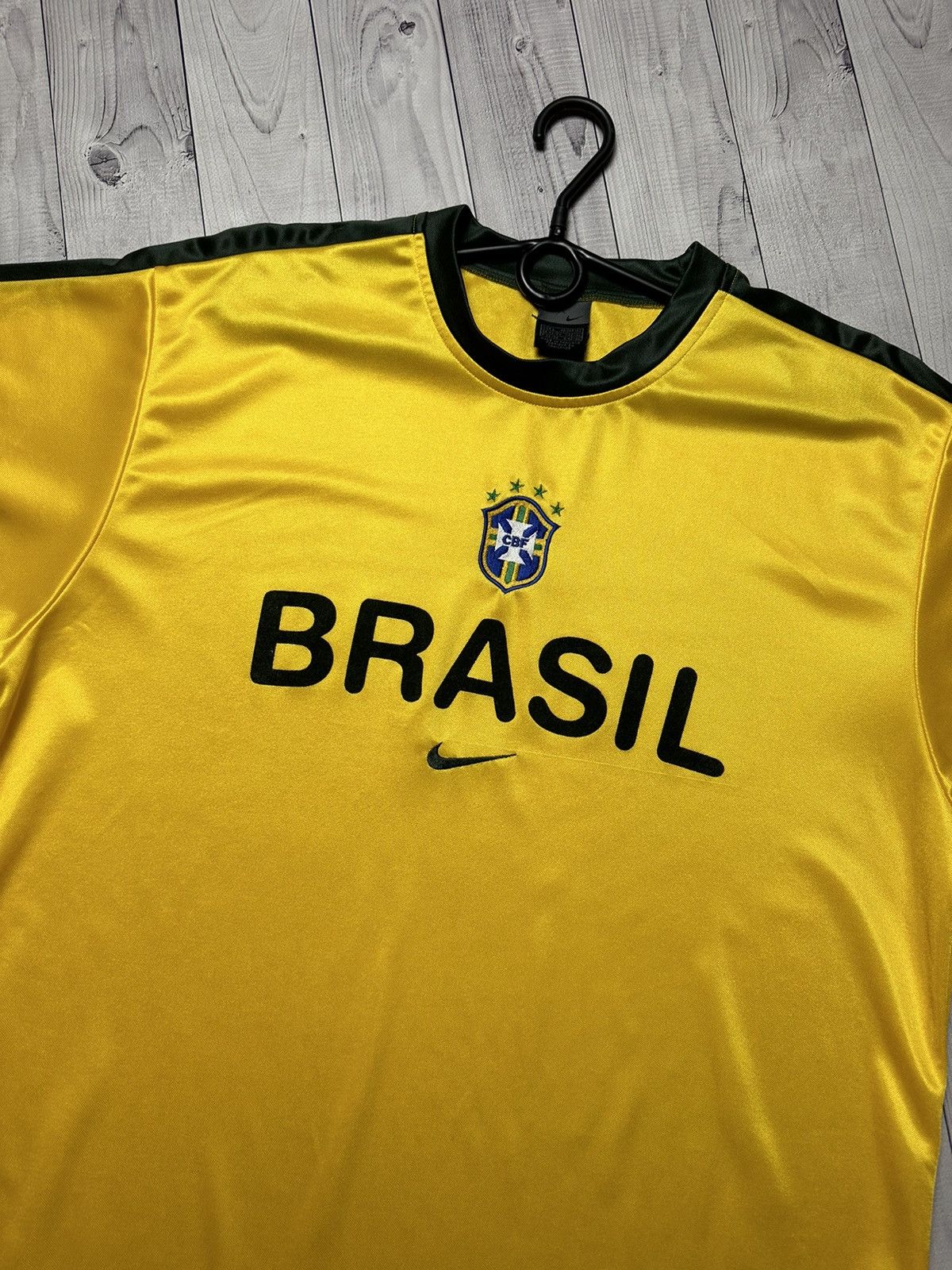 Nike × Vintage Vintage Nike Brazil soccer jersey logo Brasil size XL Size US XL / EU 56 / 4 - 2 Thumbnail