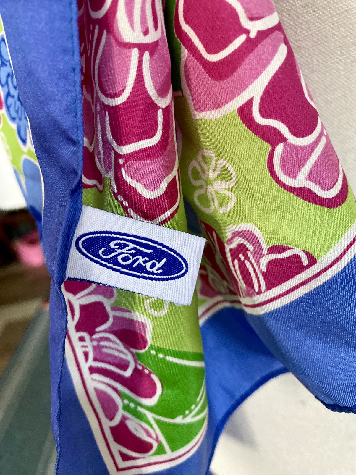 Lilly Pulitzer LILLY PULITZER FORD FLORAL SILK SCARF Size ONE SIZE - 4 Thumbnail