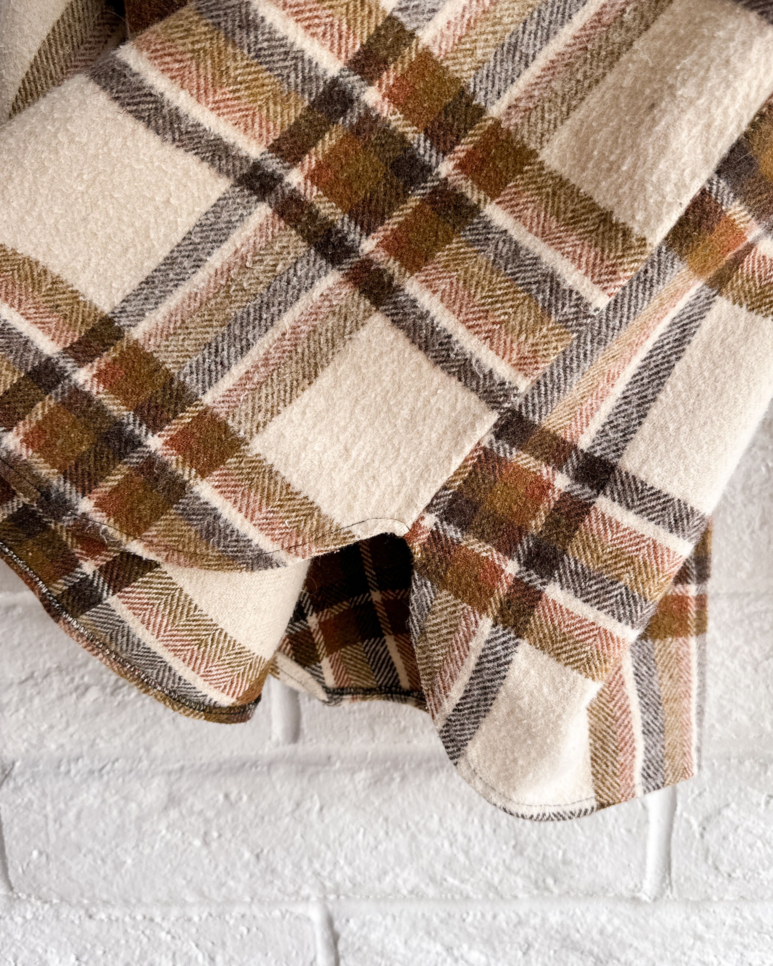 Vintage Vintage 1970s Montgomery Ward Wool Blend Cream Plaid Flannel Size US L / EU 52-54 / 3 - 7 Thumbnail