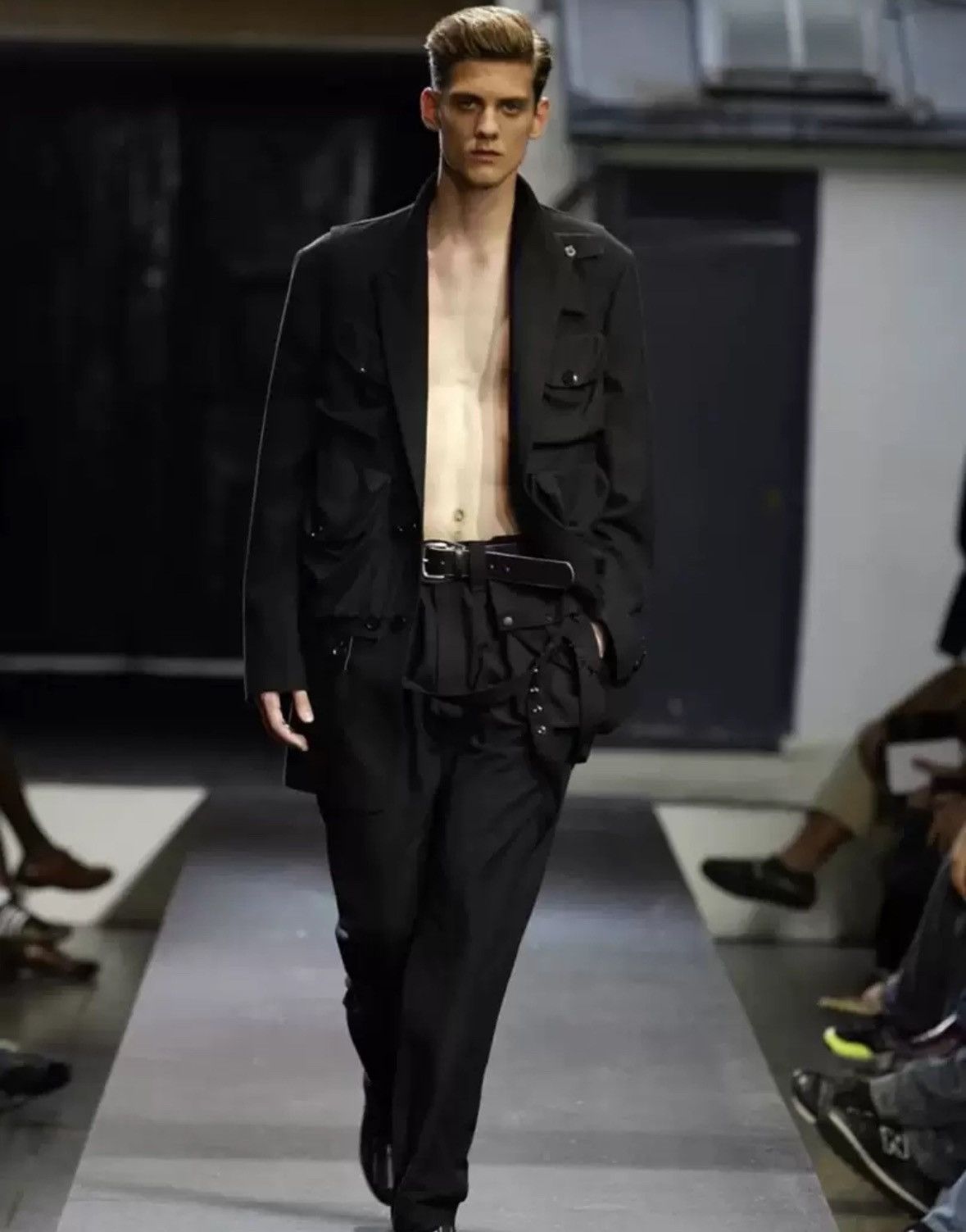 Yohji Yamamoto Yohji Yamamoto Pour tactical defeated strap trousers Size US 32 / EU 48 - 8 Thumbnail