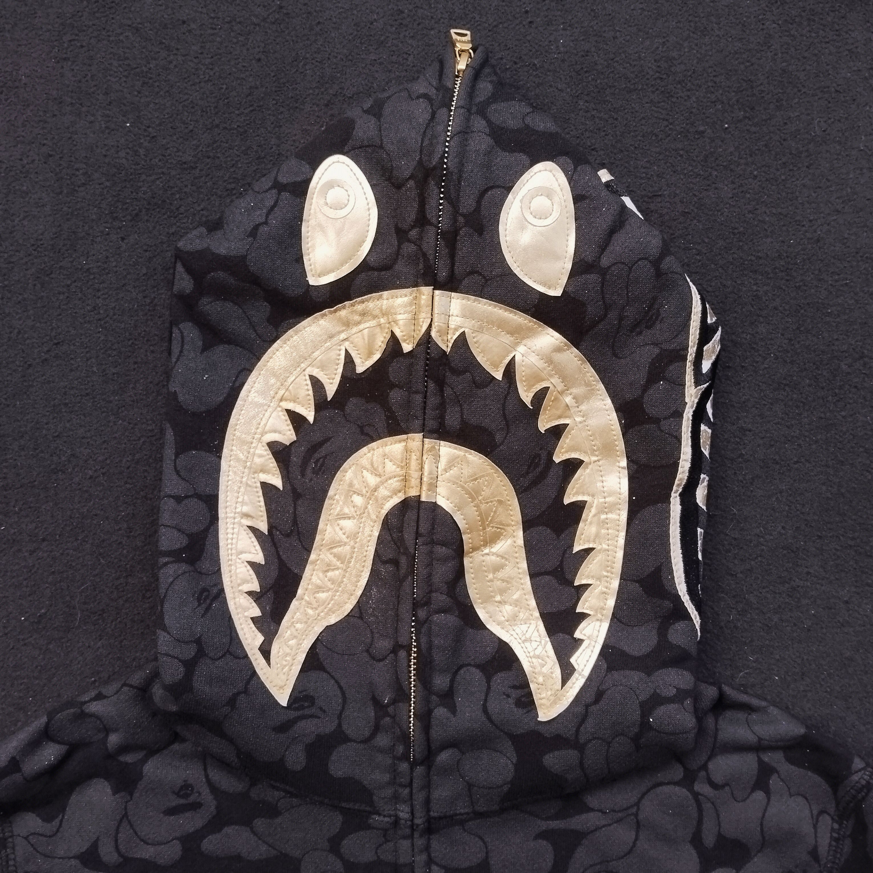 Bape Solid Camo Shark Full Zip Hoodie Size US M / EU 48-50 / 2 - 3 Thumbnail