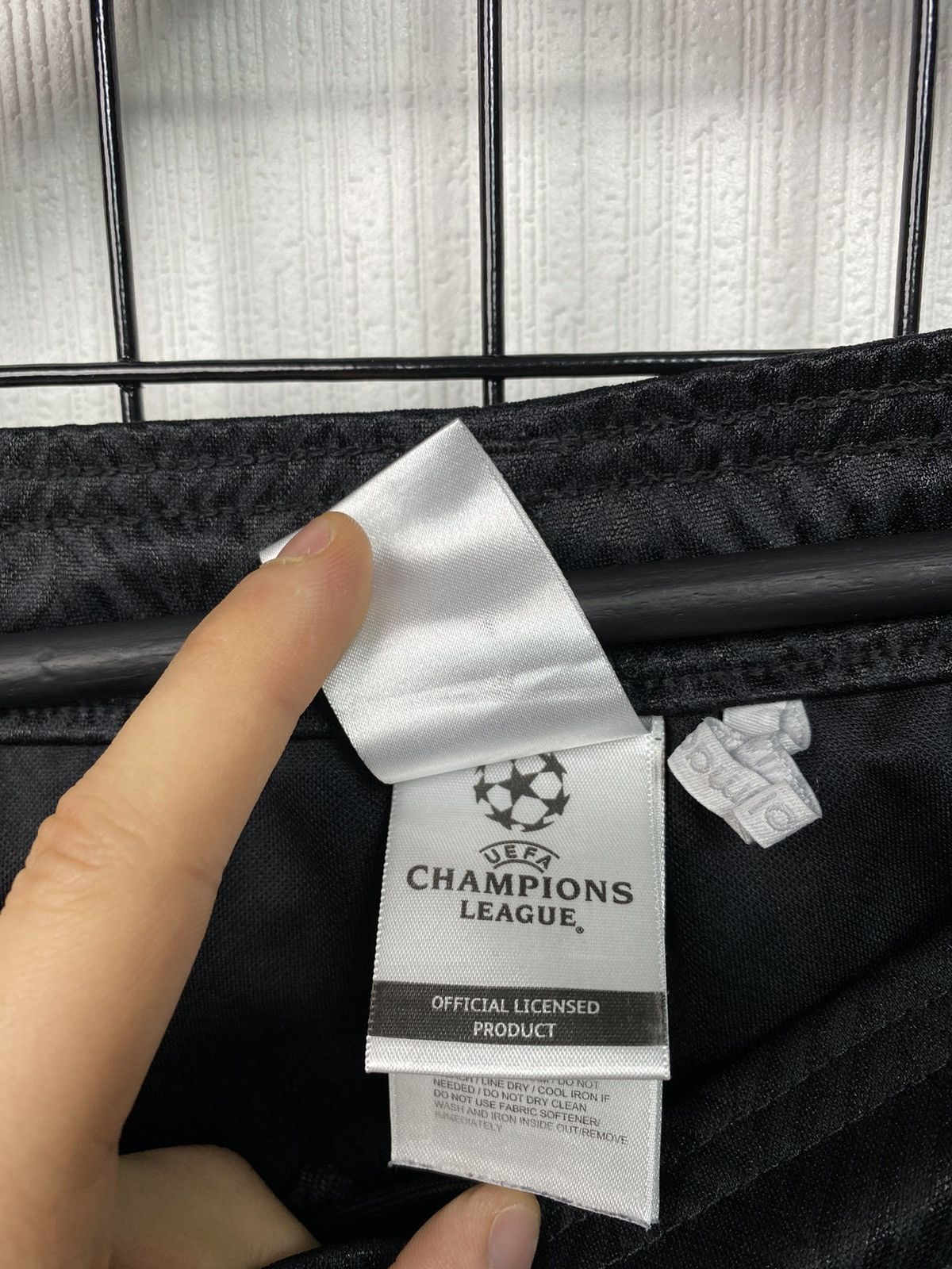 Adidas × Vintage Adidas Bayern Munich 2014-15 Shorts Soccer Football Men’s M Size US 32 / EU 48 - 9 Thumbnail