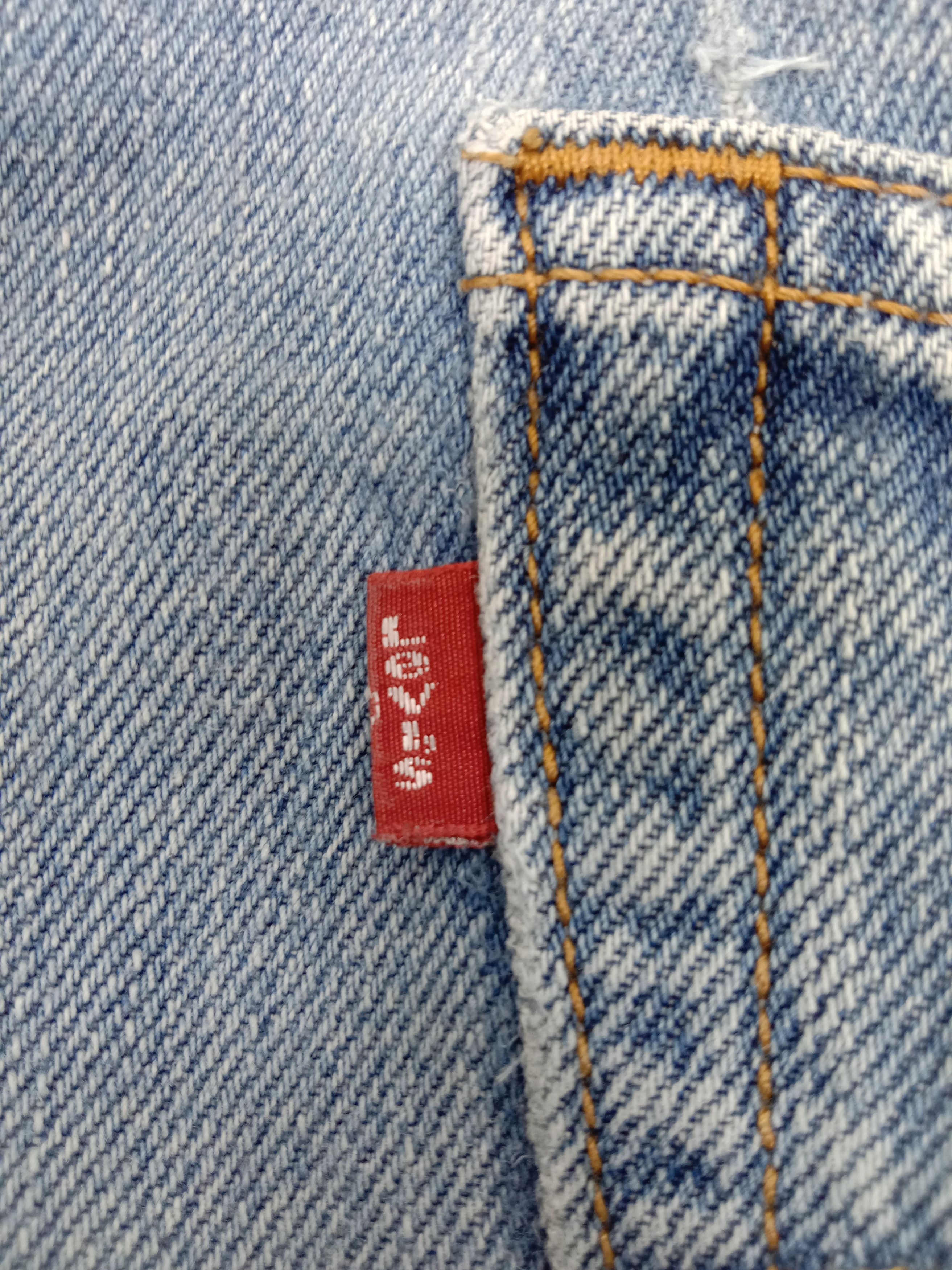 Levi's Vintage Levi's 505 Jeans Regular Fit Light Wash Denim Size US 33 - 11 Thumbnail