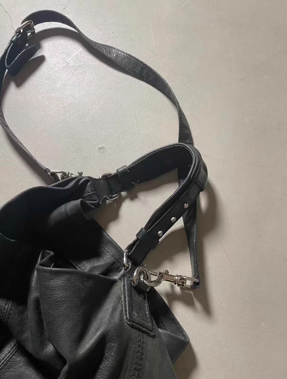 Givenchy Givenchy 2way crossbody tote Y2K bag Size ONE SIZE - 2 Thumbnail