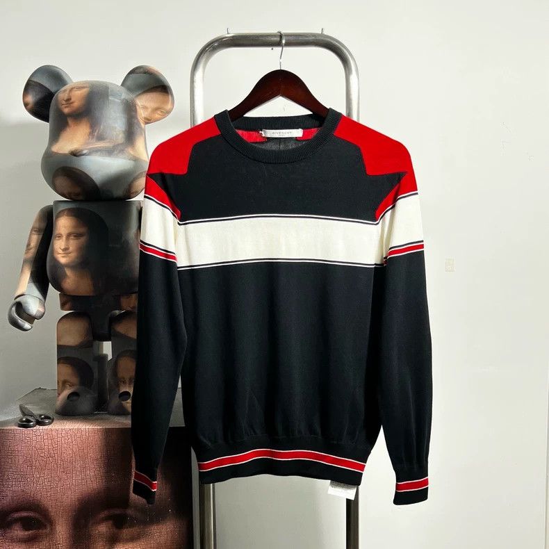 Givenchy Givenchy Knit Sweater U0806 Size US M / EU 48-50 / 2 - 1 Thumbnail