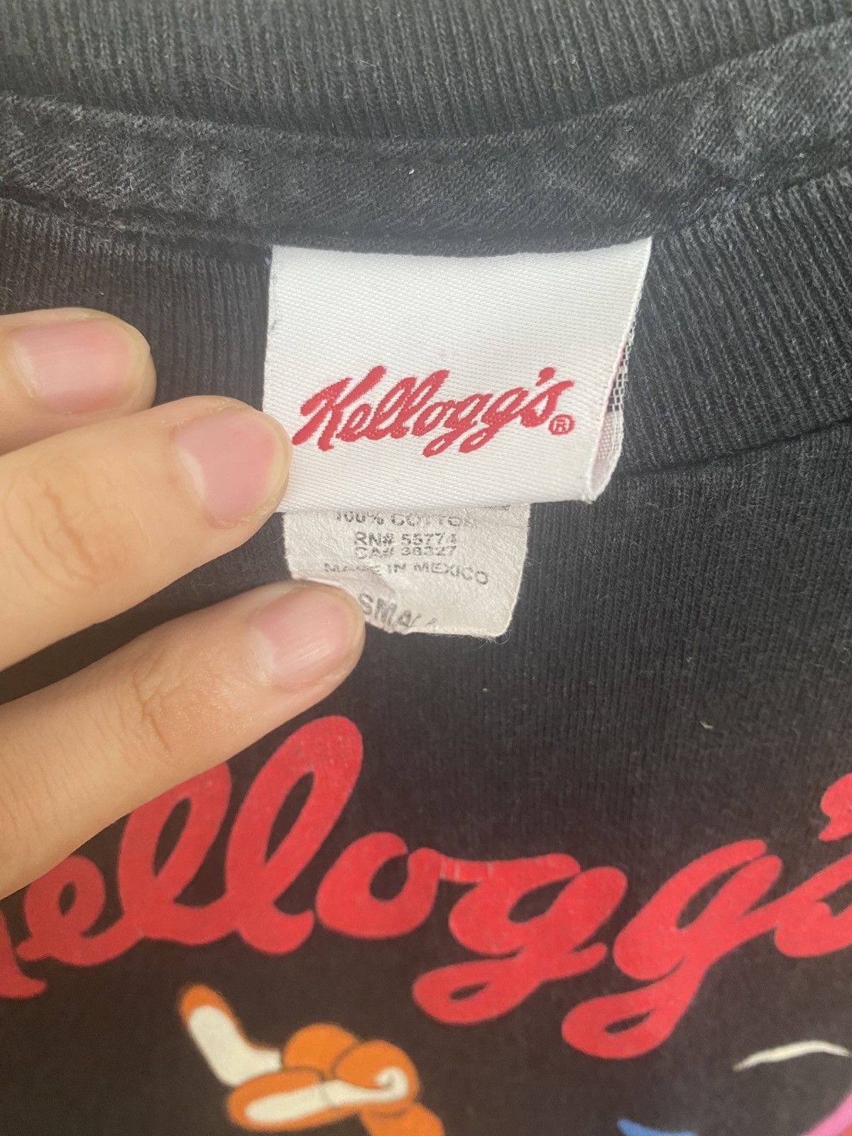 Vintage VINTAGE CEREAL KELLOGG MASCOT SHIRT SMALL Size US S / EU 44-46 / 1 - 5 Thumbnail