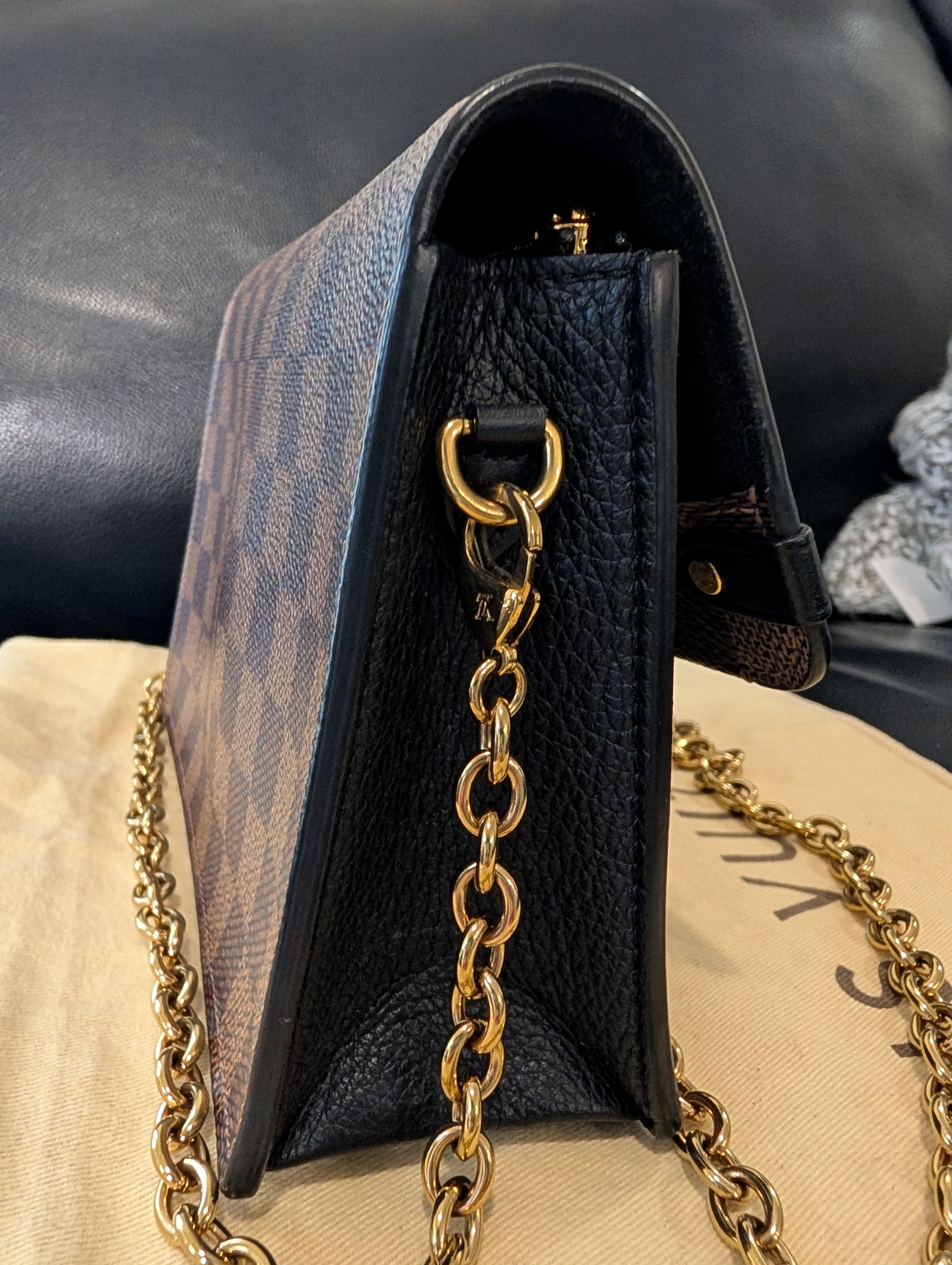 Louis Vuitton Louis Vuitton Vavin Damier Ebene Chain Crossbody Bag Black Size ONE SIZE - 9 Thumbnail