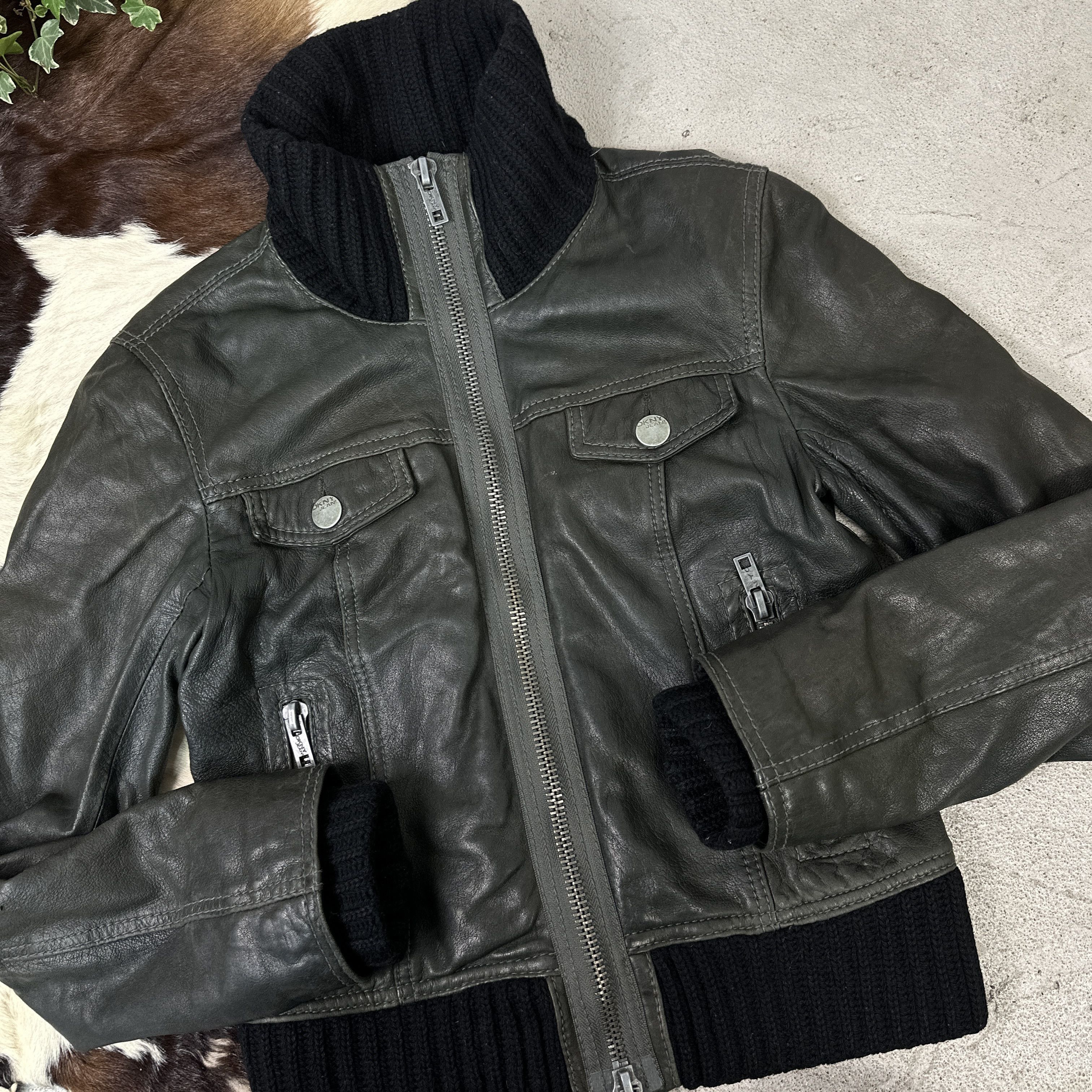 DKNY × Vintage Vintage DKNY Donna Karan New York Leather Blouson Jacket Size US S / EU 44-46 / 1 - 2 Thumbnail