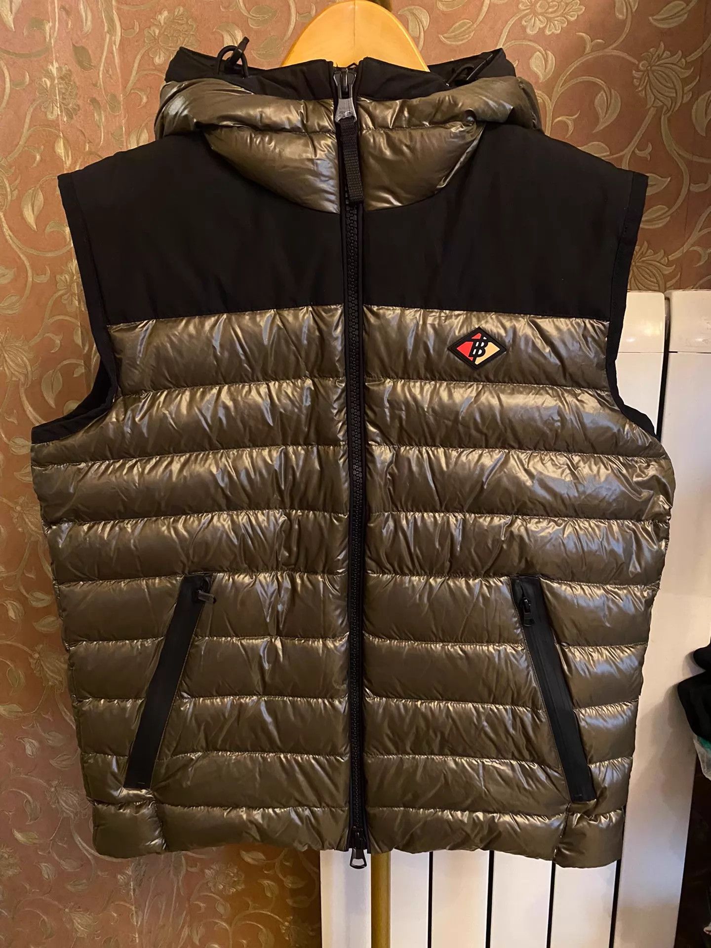 Burberry Burberry 90% White Goose Down WP/WP Windproof Vest Size US M / EU 48-50 / 2 - 1 Thumbnail