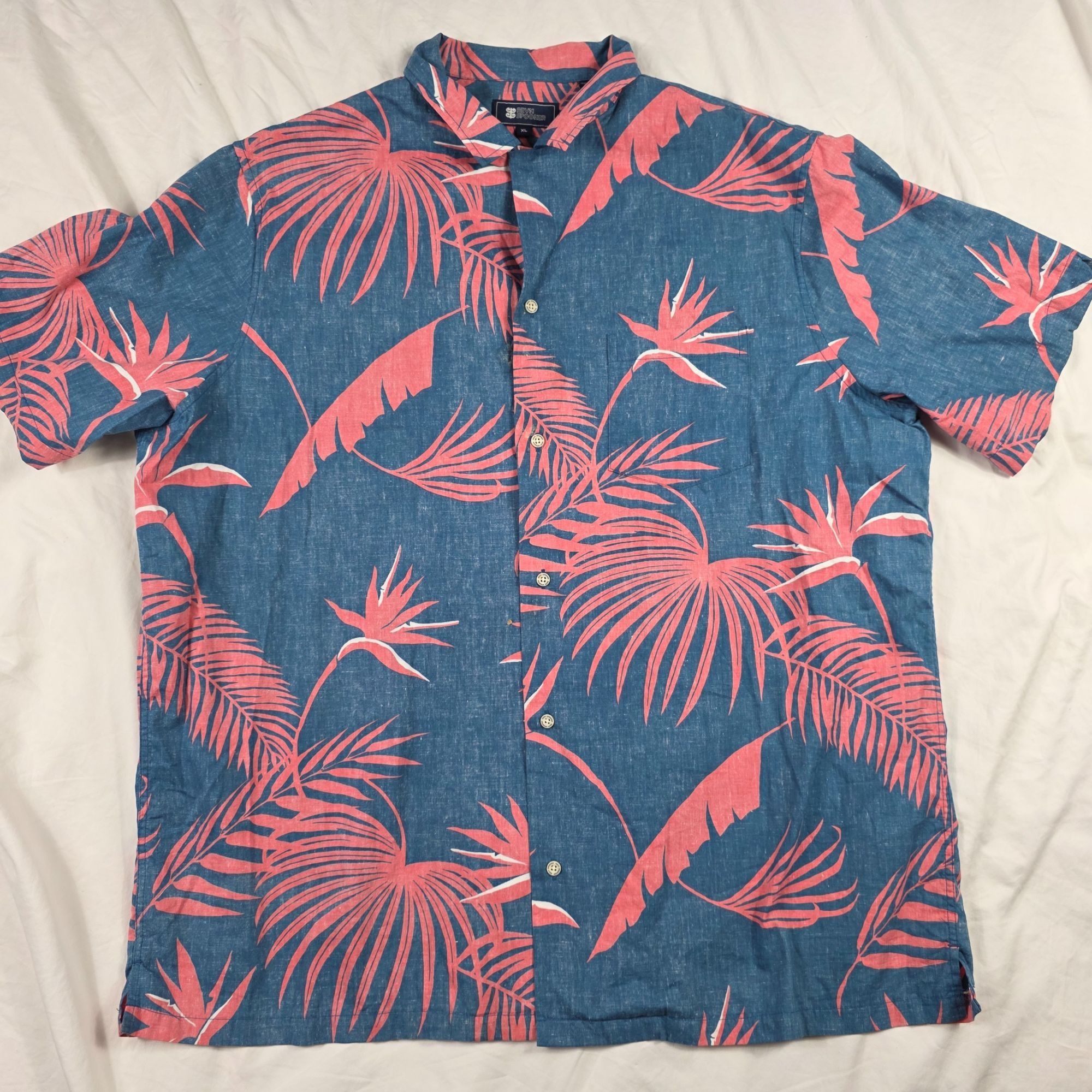 Reyn Spooner Reyn Spooner Mens Size XL Blue Red Hawaiian Shirt Tropical Size US XL / EU 56 / 4 - 1 Thumbnail