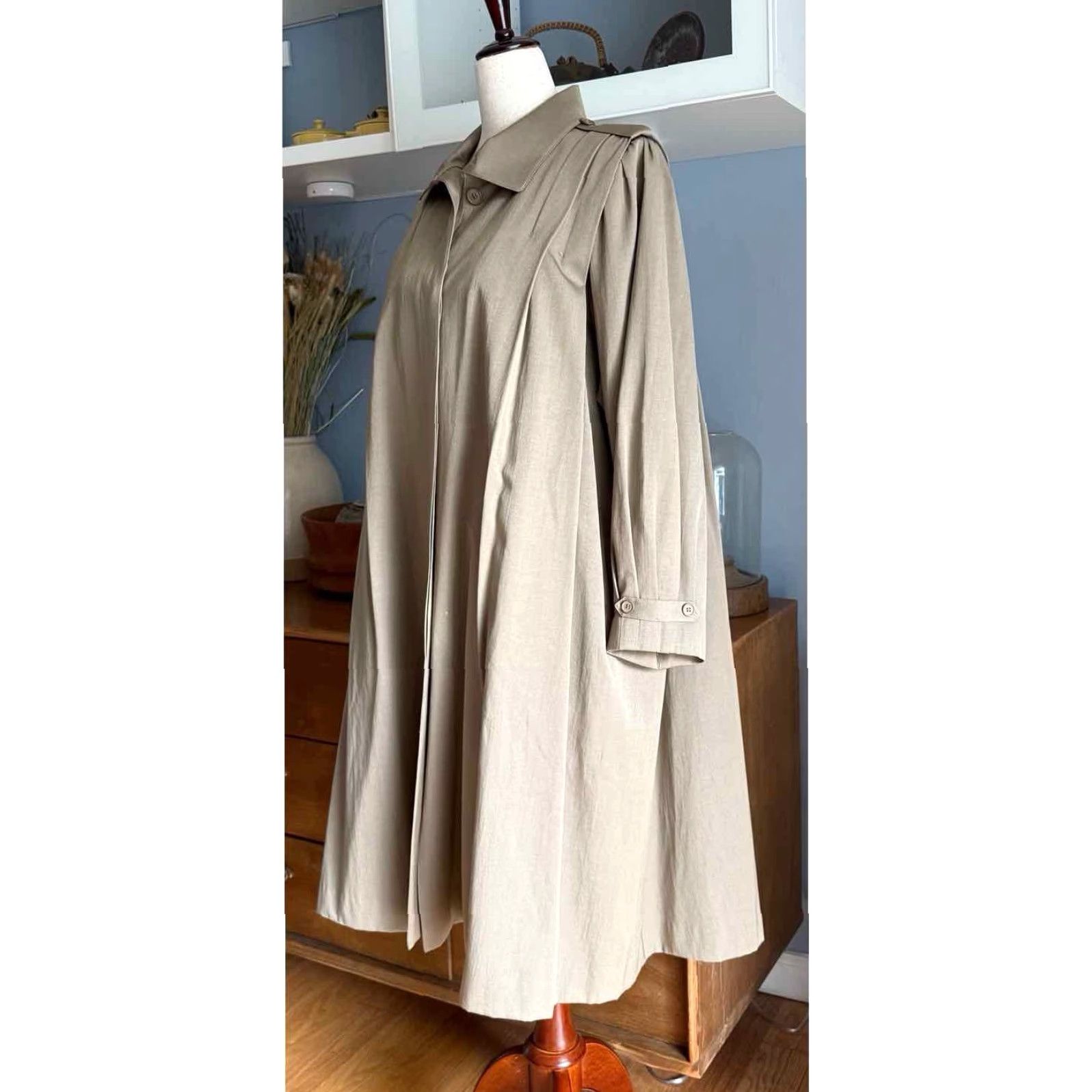 Vintage VINTAGE 80s Pleated Swing Trench Coat Khaki Brown with Removable Liner S/M Coat Women Size S / US 4 / IT 40 - 2 Thumbnail