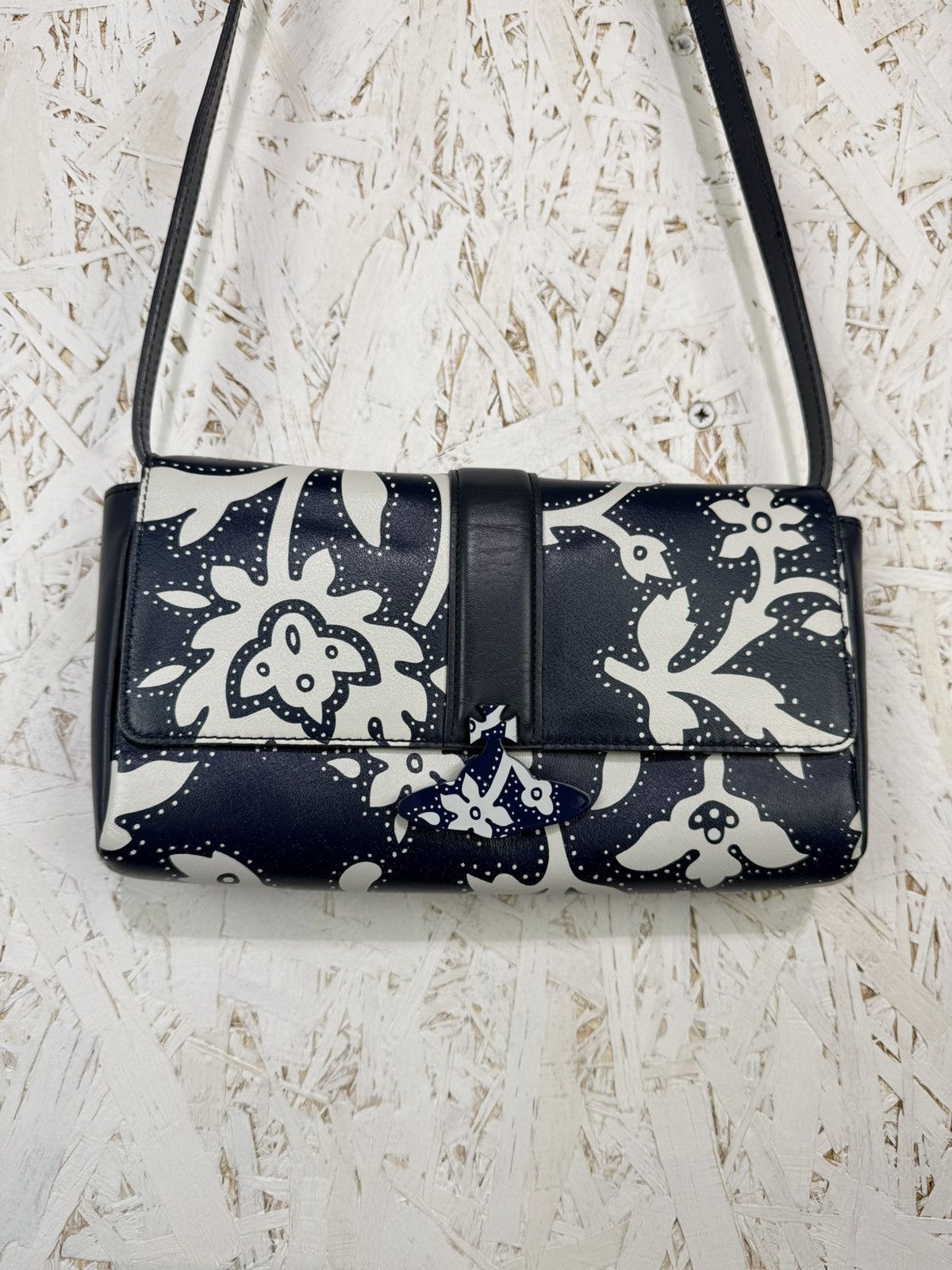 Vivienne Westwood Vivienne Westwood Floral Ornament Orb Shoulder Crossbody Bag Size ONE SIZE - 1 Thumbnail