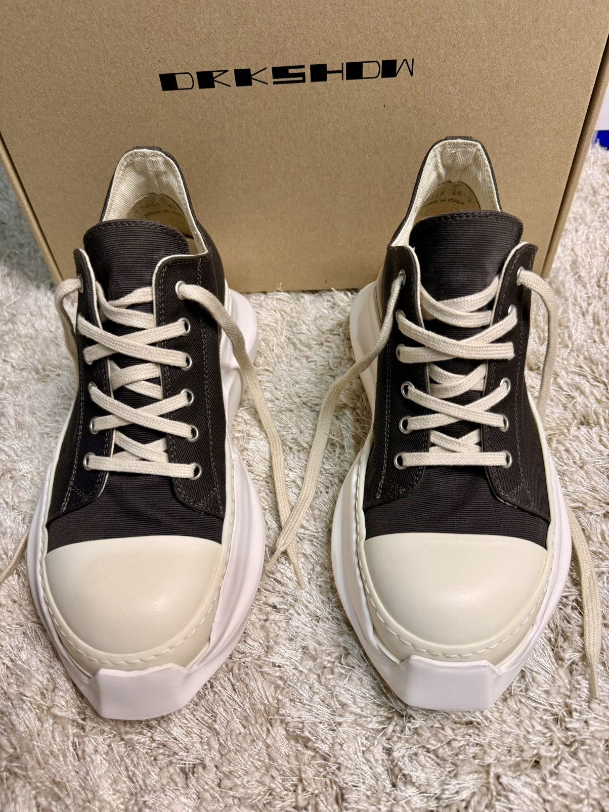 Rick Owens Rick Owens Abstract Dust/Milk Size US 7 / EU 40 - 11 Thumbnail